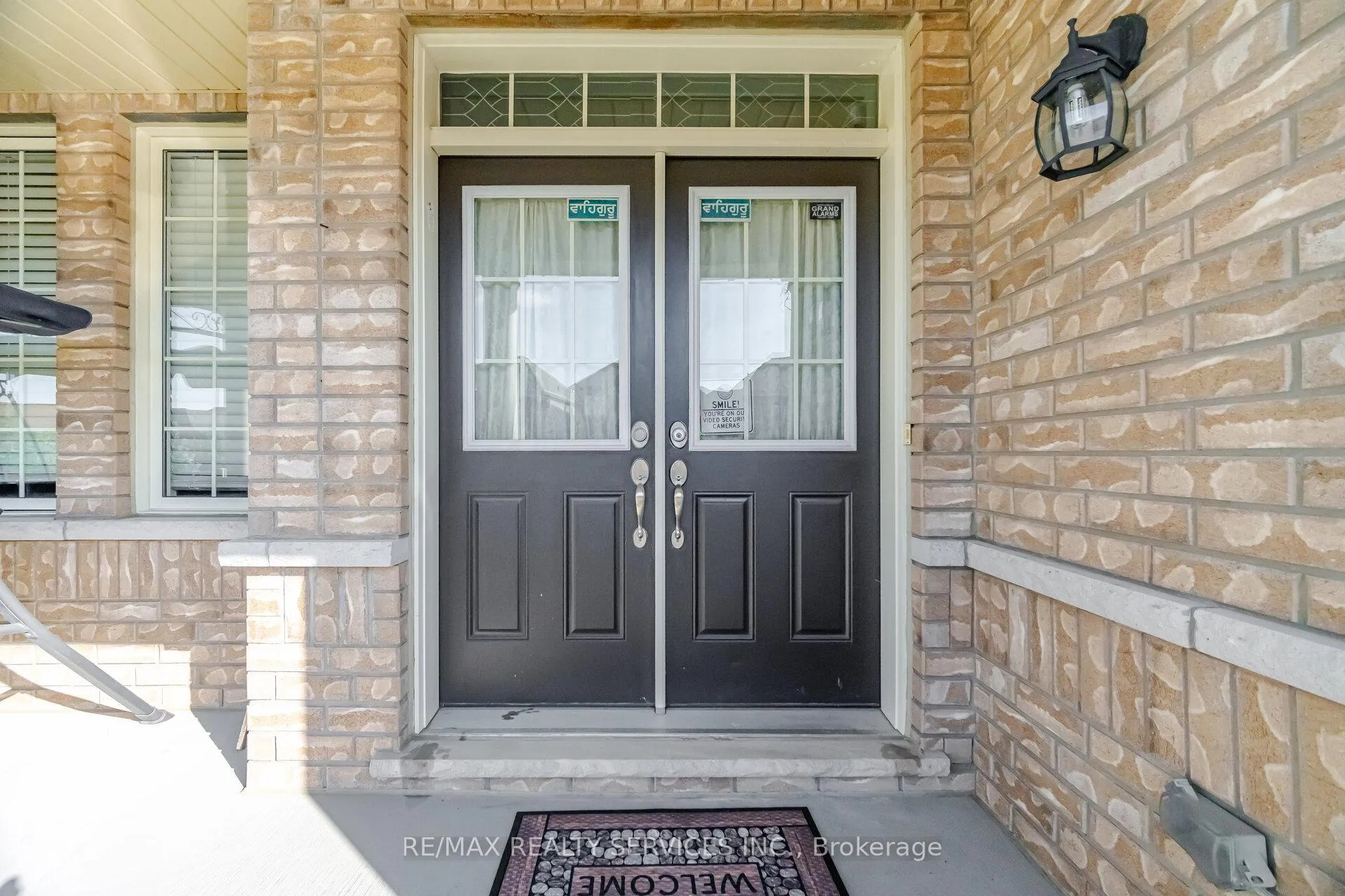 Photo 2 of 39 Templehill Road, Brampton, Sandringham-Wellington — HOMEH