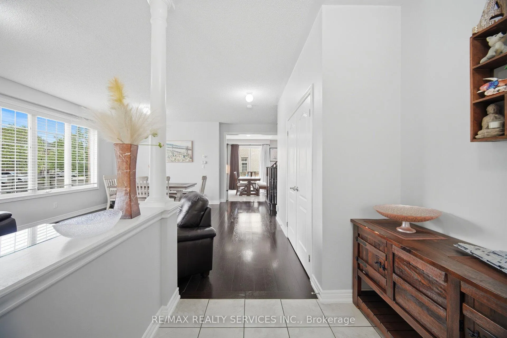 Photo 3 of 39 Templehill Road, Brampton, Sandringham-Wellington — HOMEH