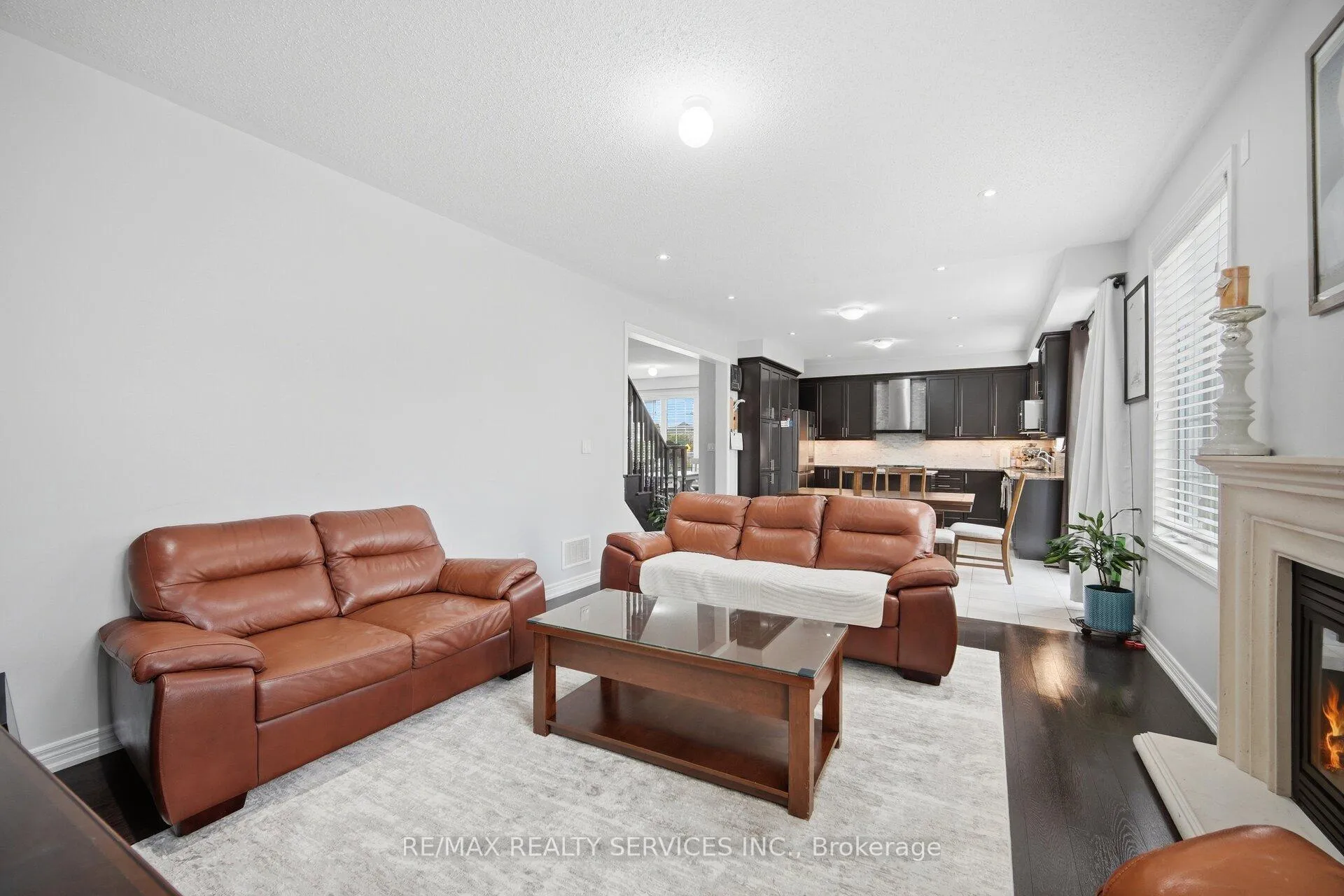 Photo 19 of 39 Templehill Road, Brampton, Sandringham-Wellington — HOMEH