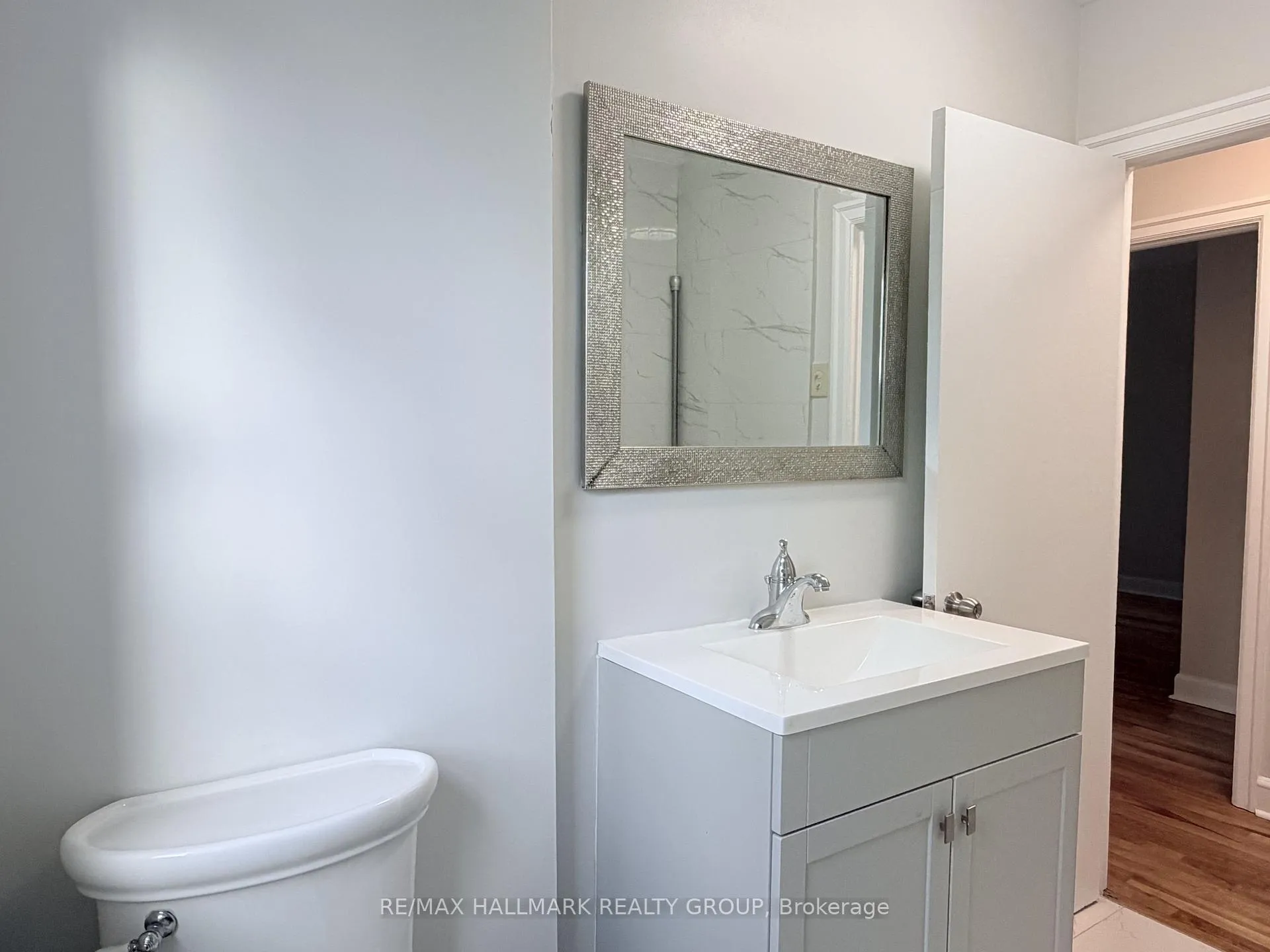 Photo 11 of 470 Pleasant Park Road, Ottawa, Alta Vista/Faircrest Heights — HOMEH