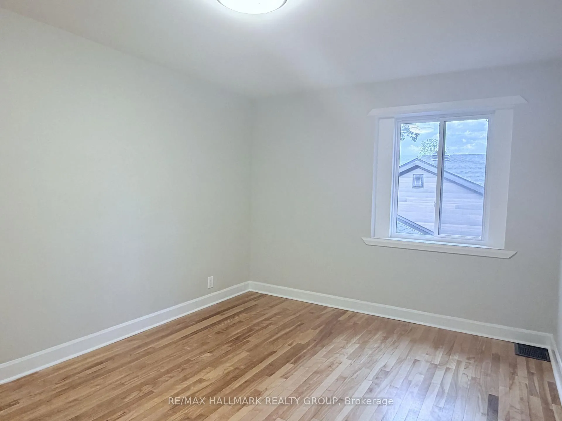 Photo 23 of 470 Pleasant Park Road, Ottawa, Alta Vista/Faircrest Heights — HOMEH