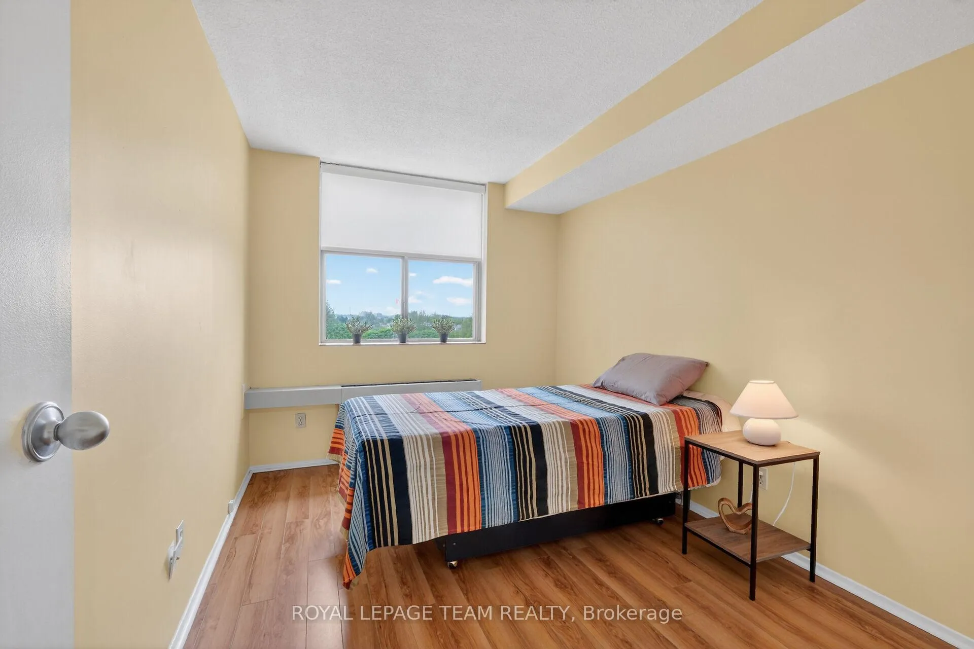Photo 19 of Unit 501, 2760 Carousel Crescent, Ottawa, Emerald Woods/Sawmill Creek — HOMEH