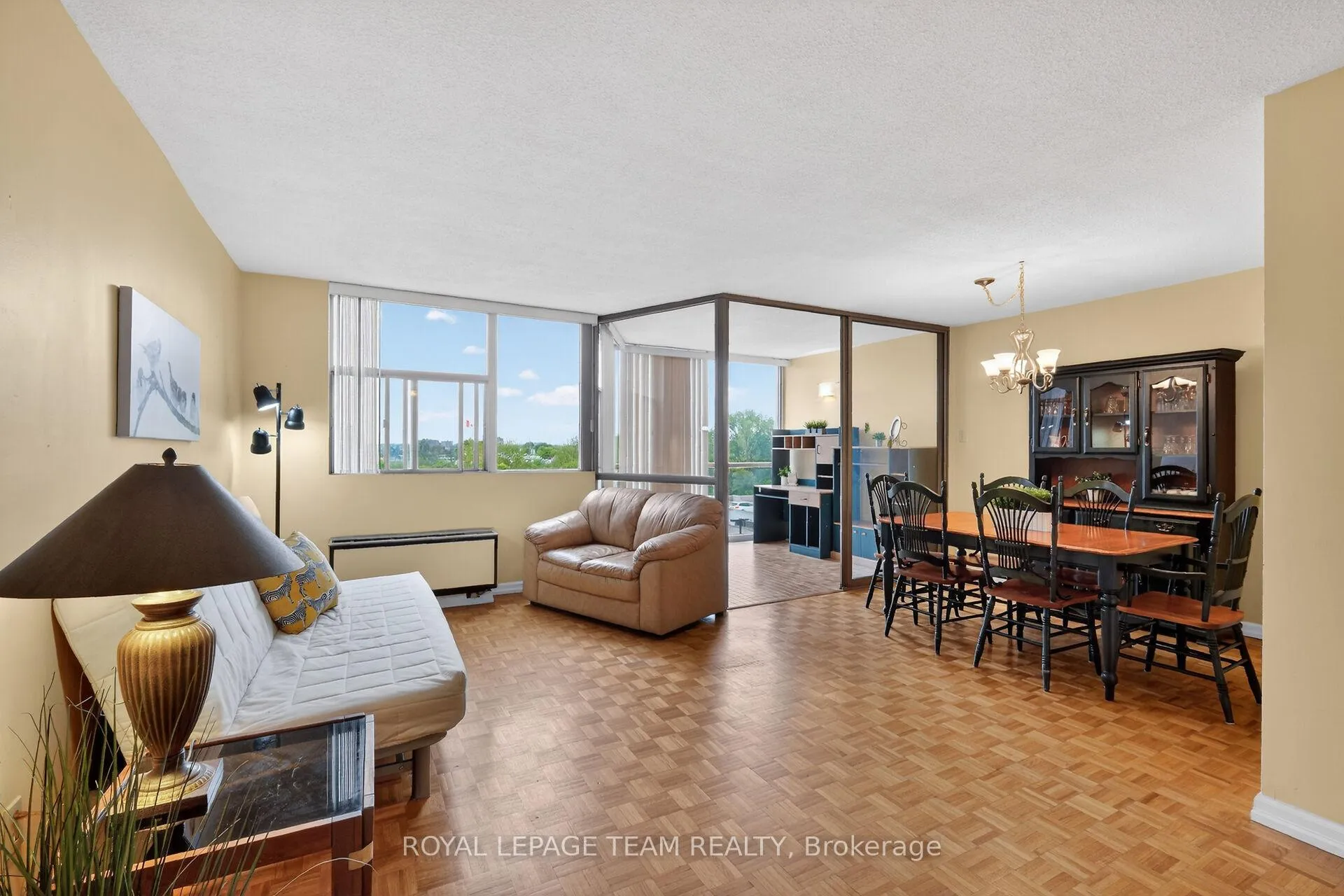 Photo 25 of Unit 501, 2760 Carousel Crescent, Ottawa, Emerald Woods/Sawmill Creek — HOMEH