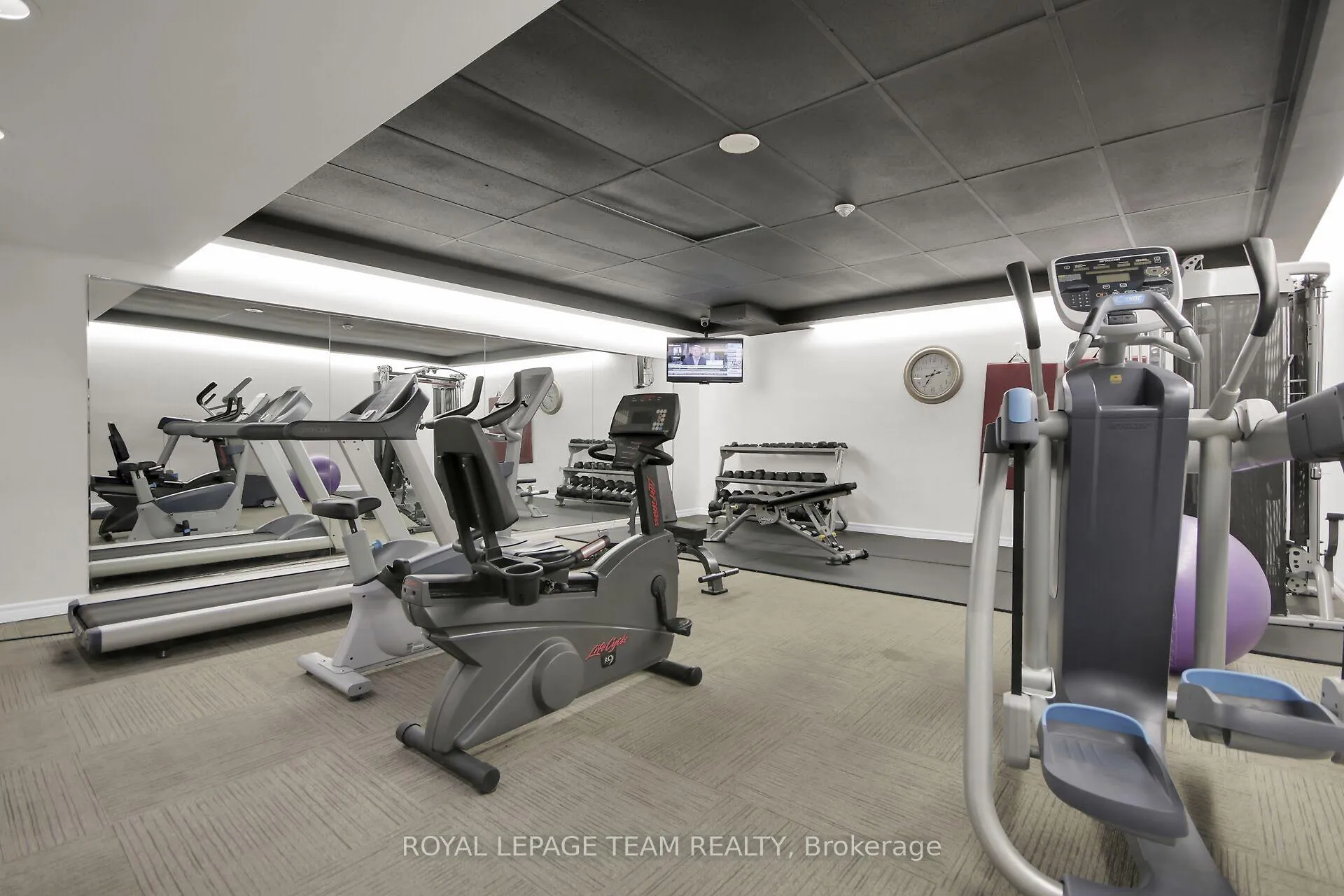 Photo 32 of Unit 501, 2760 Carousel Crescent, Ottawa, Emerald Woods/Sawmill Creek — HOMEH