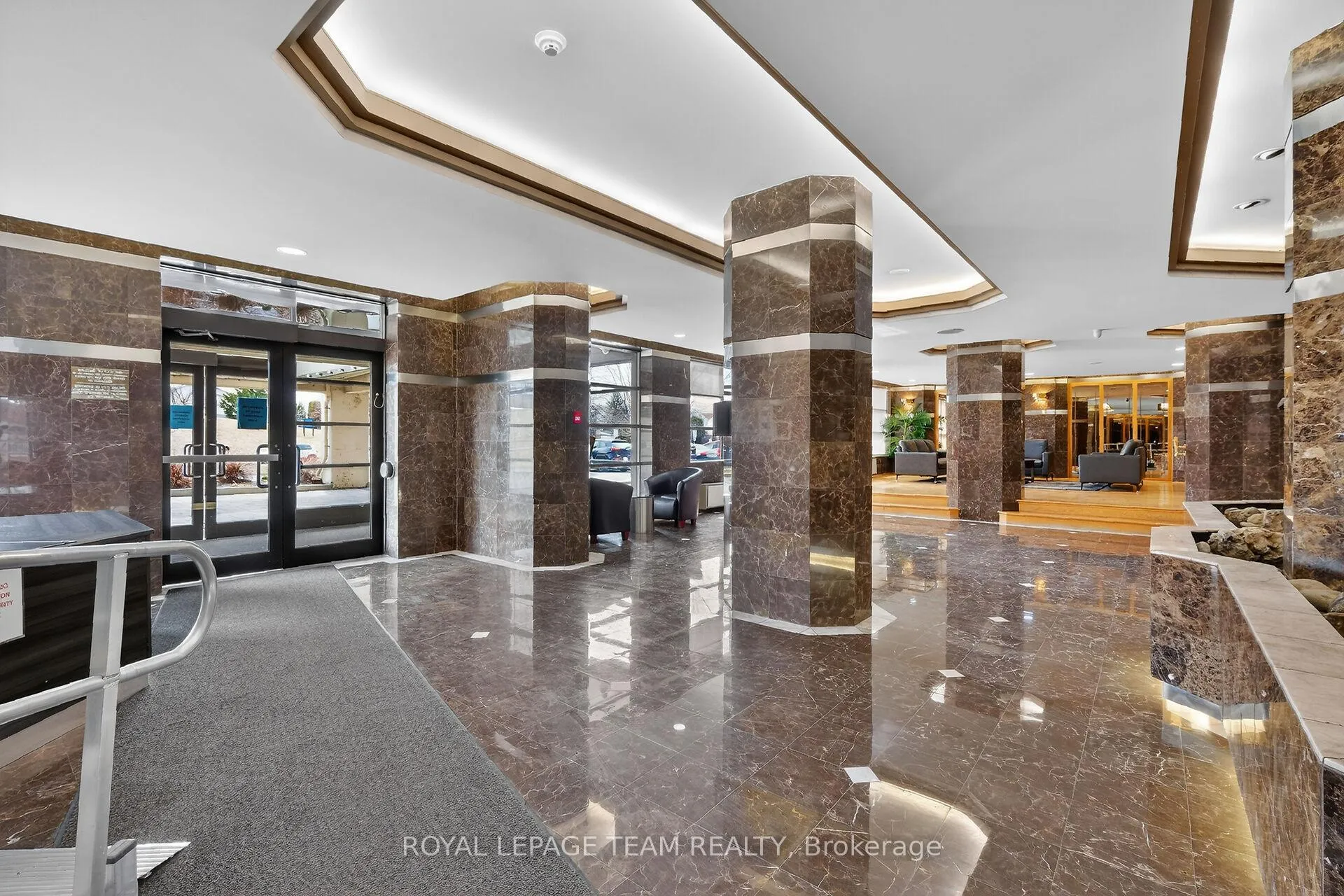 Photo 35 of Unit 501, 2760 Carousel Crescent, Ottawa, Emerald Woods/Sawmill Creek — HOMEH