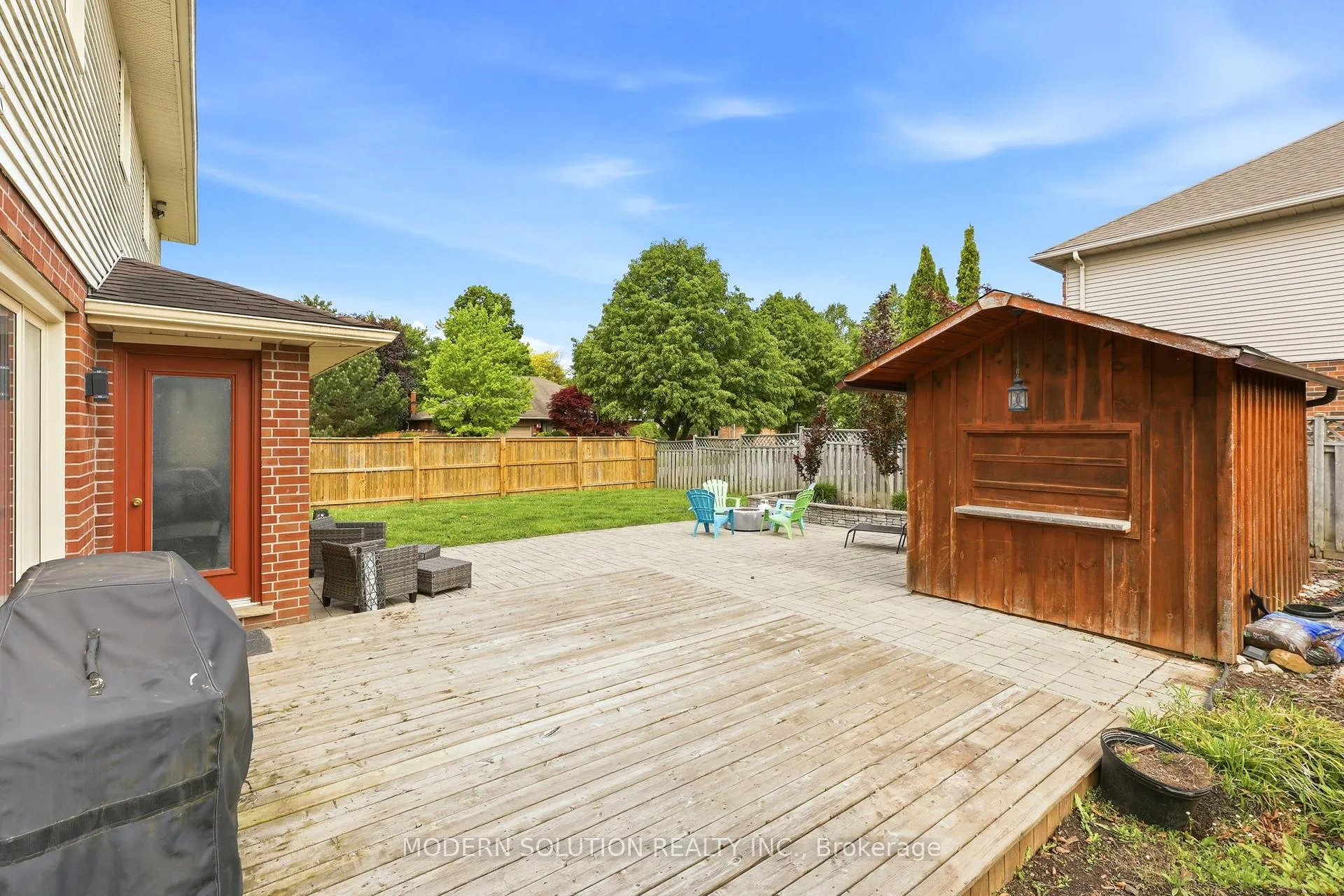Photo 37 of 198 Pine Valley Drive, London, South N — HOMEH