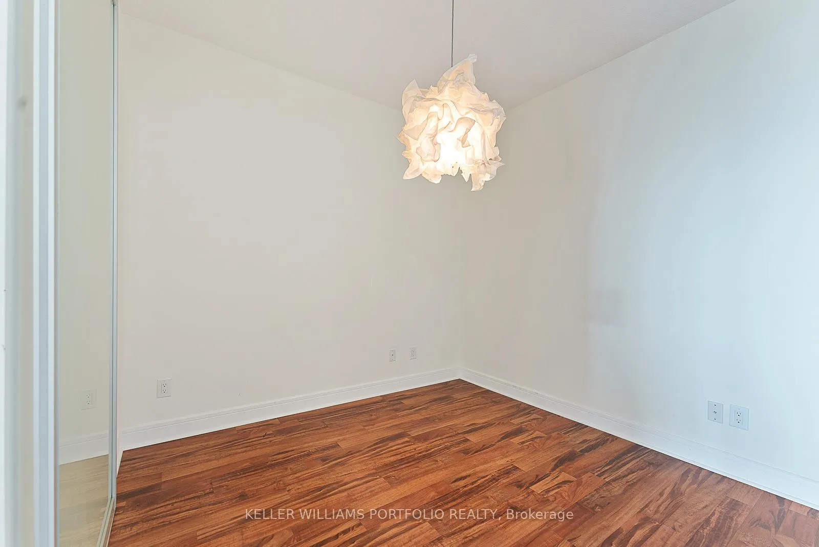 Photo 21 of Unit 910, 35 Brian Peck Crescent, Toronto, Thorncliffe Park — HOMEH