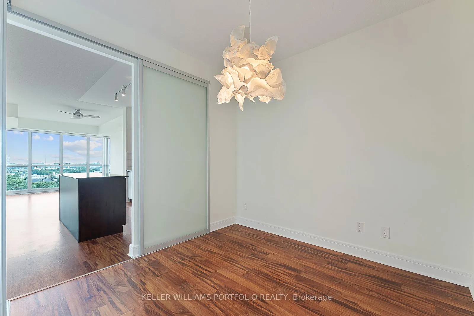 Photo 22 of Unit 910, 35 Brian Peck Crescent, Toronto, Thorncliffe Park — HOMEH