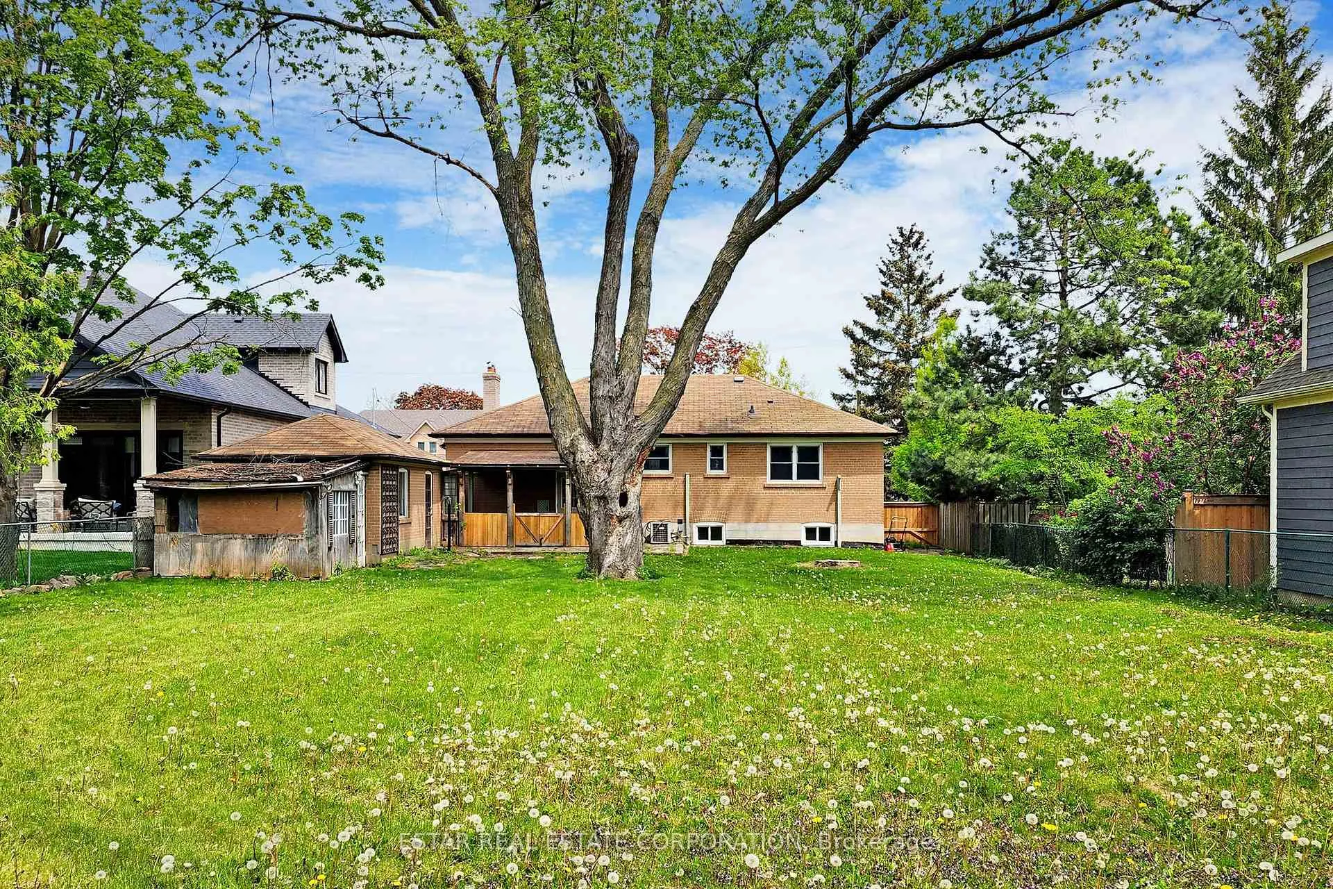 Photo 37 of 26 Elm Street, Markham, Old Markham Village — HOMEH