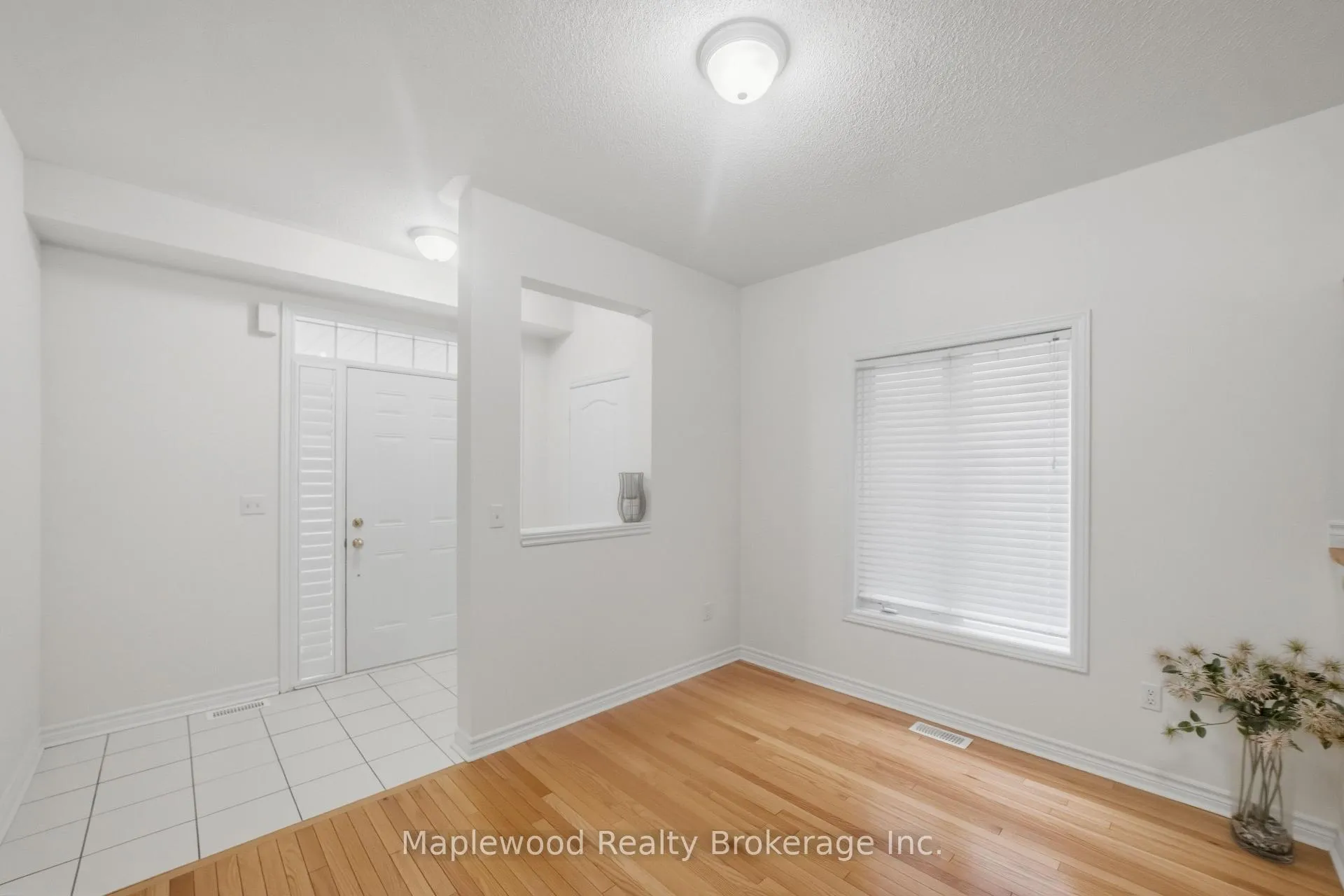 Photo 2 of 1712 Carousel Drive, Pickering, Duffin Heights — HOMEH
