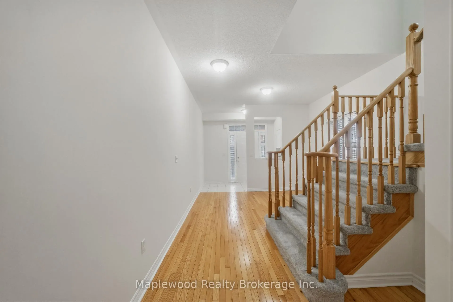 Photo 5 of 1712 Carousel Drive, Pickering, Duffin Heights — HOMEH
