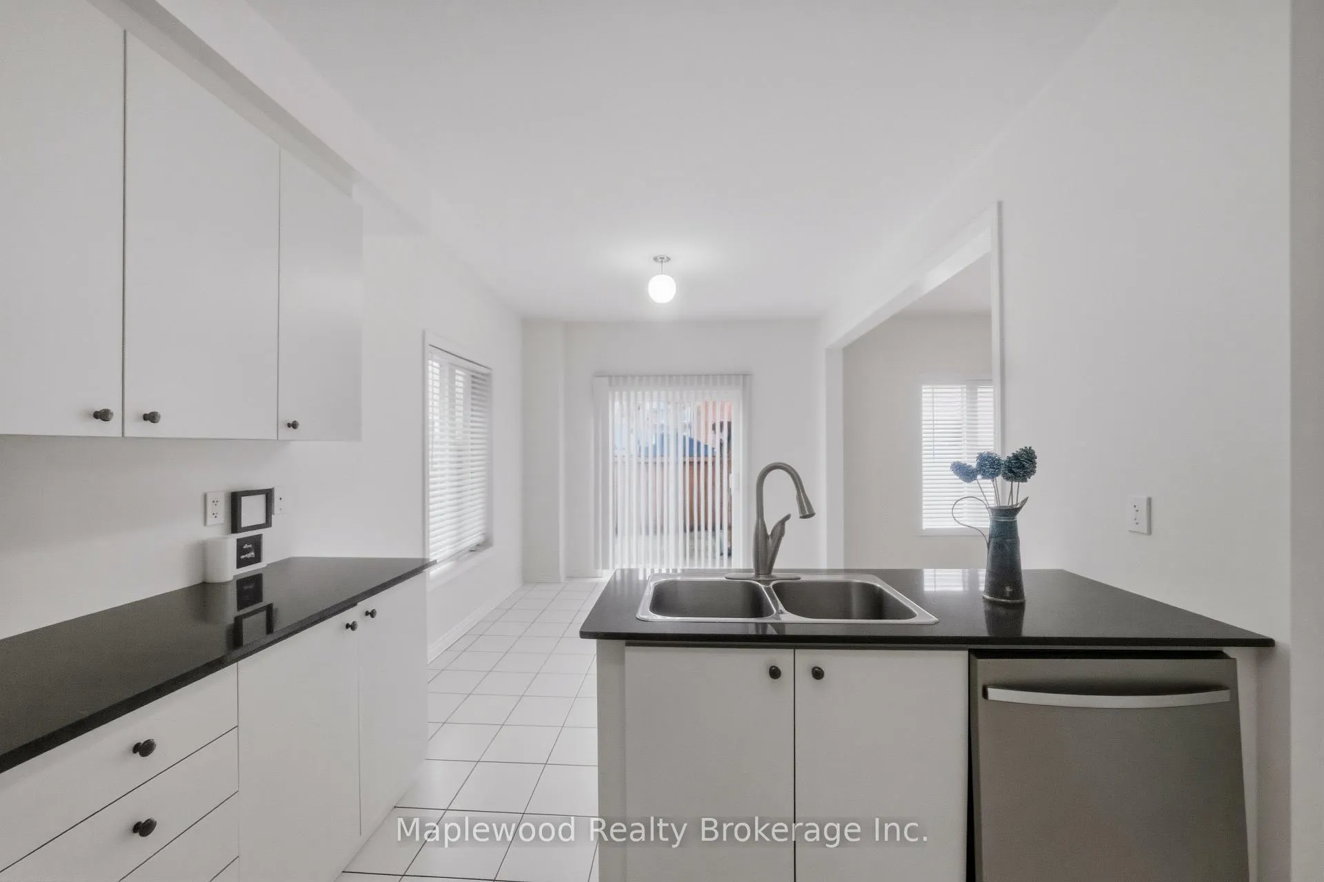 Photo 7 of 1712 Carousel Drive, Pickering, Duffin Heights — HOMEH