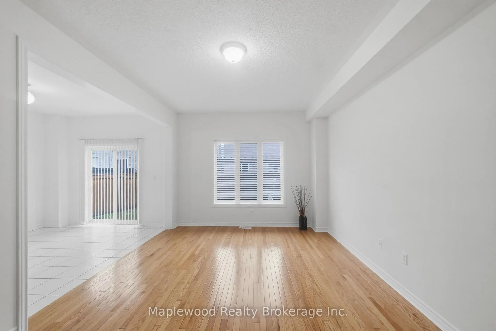Photo 13 of 1712 Carousel Drive, Pickering, Duffin Heights — HOMEH