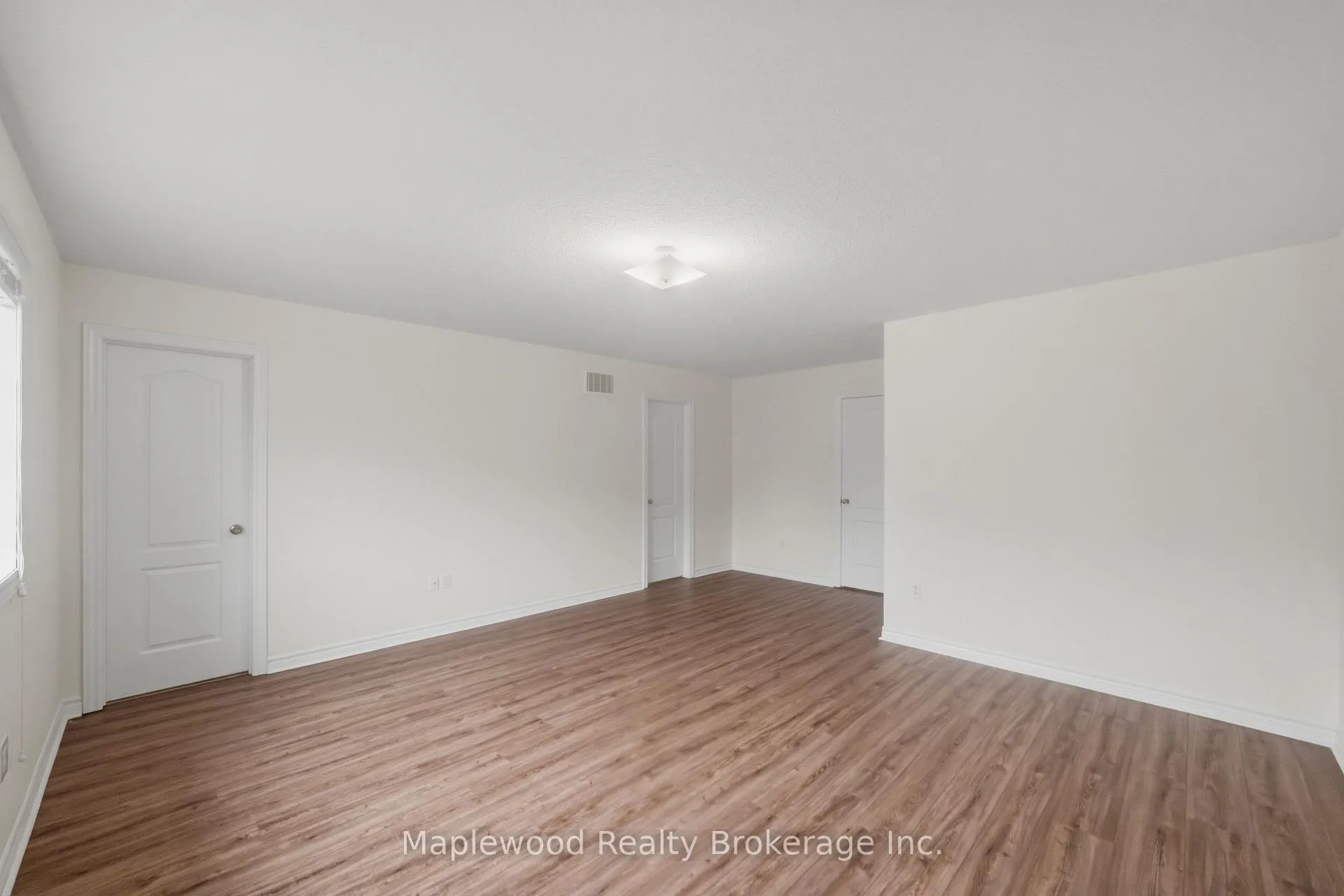 Photo 21 of 1712 Carousel Drive, Pickering, Duffin Heights — HOMEH