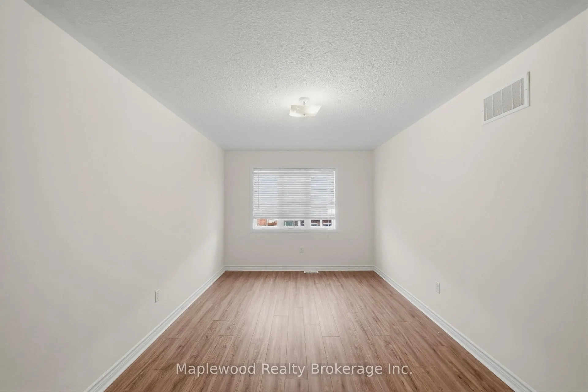 Photo 30 of 1712 Carousel Drive, Pickering, Duffin Heights — HOMEH
