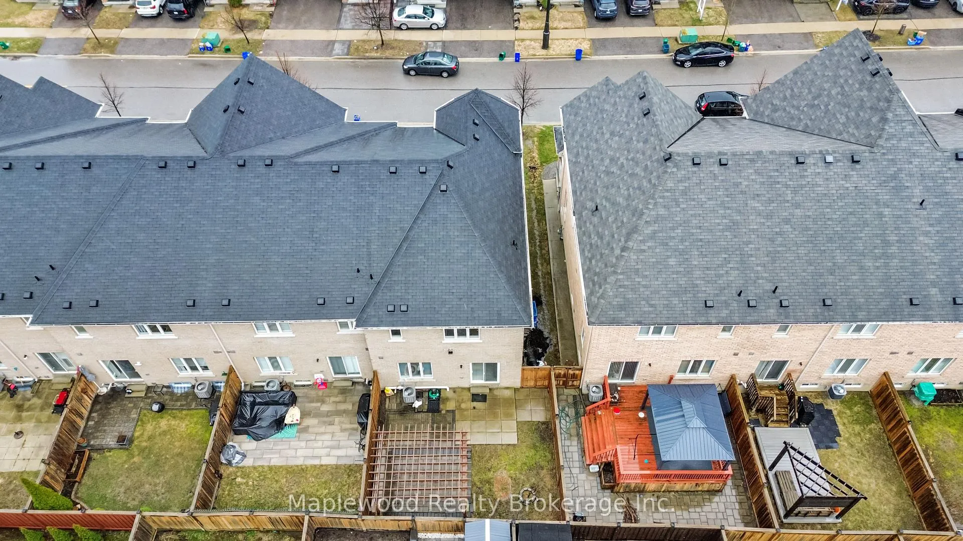 Photo 46 of 1712 Carousel Drive, Pickering, Duffin Heights — HOMEH