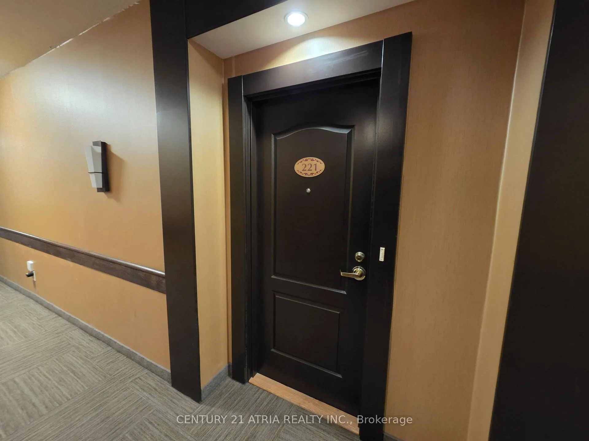 Front of Unit 221, 2020 Mcnicoll Avenue