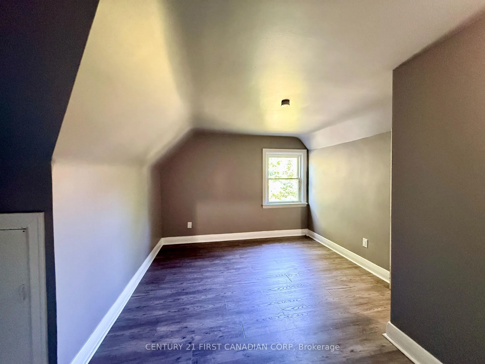 Photo 15 of Unit #1, 363 Ashland Avenue, London, East M — HOMEH