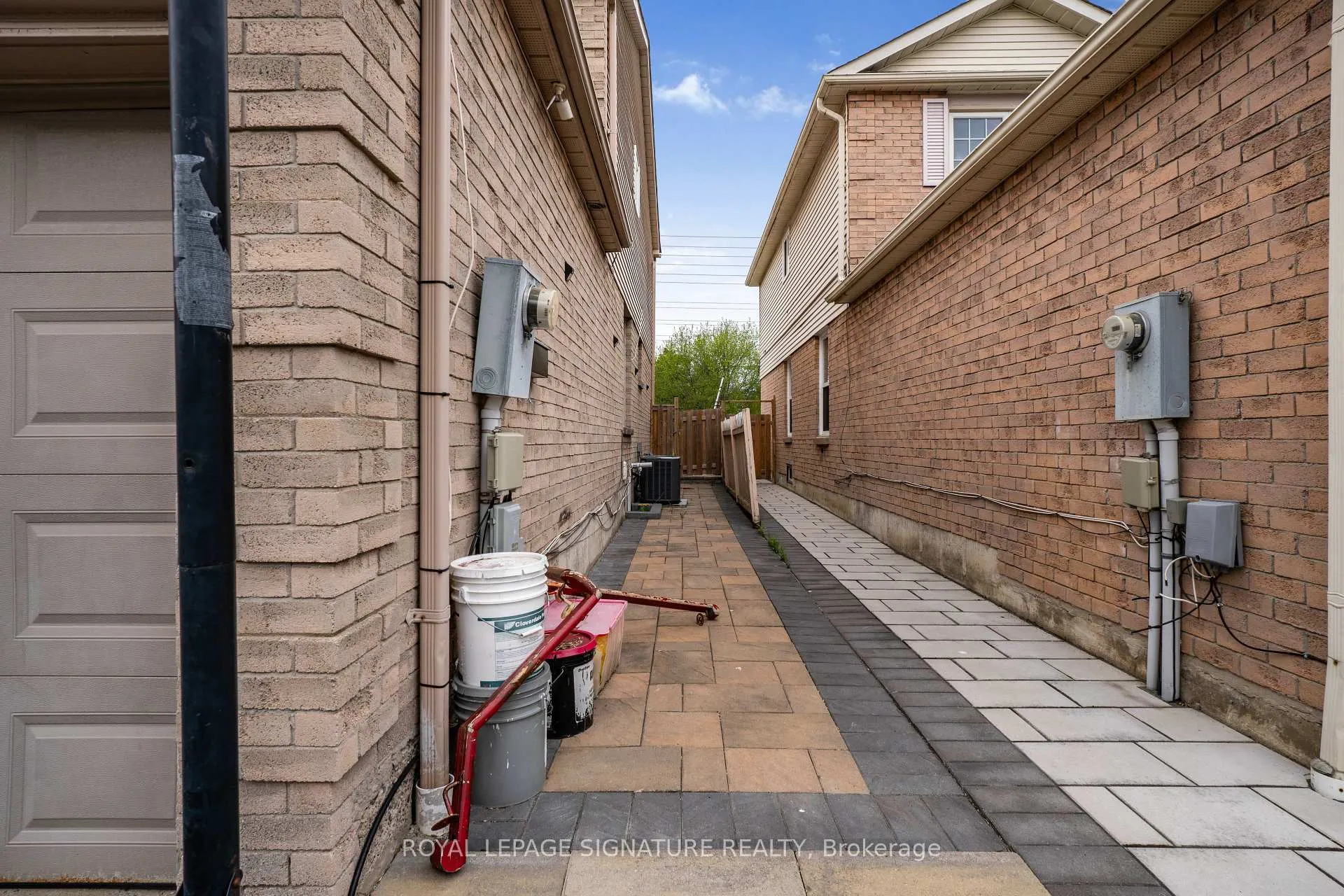 Photo 29 of 1405 Anton Square, Pickering, Liverpool — HOMEH