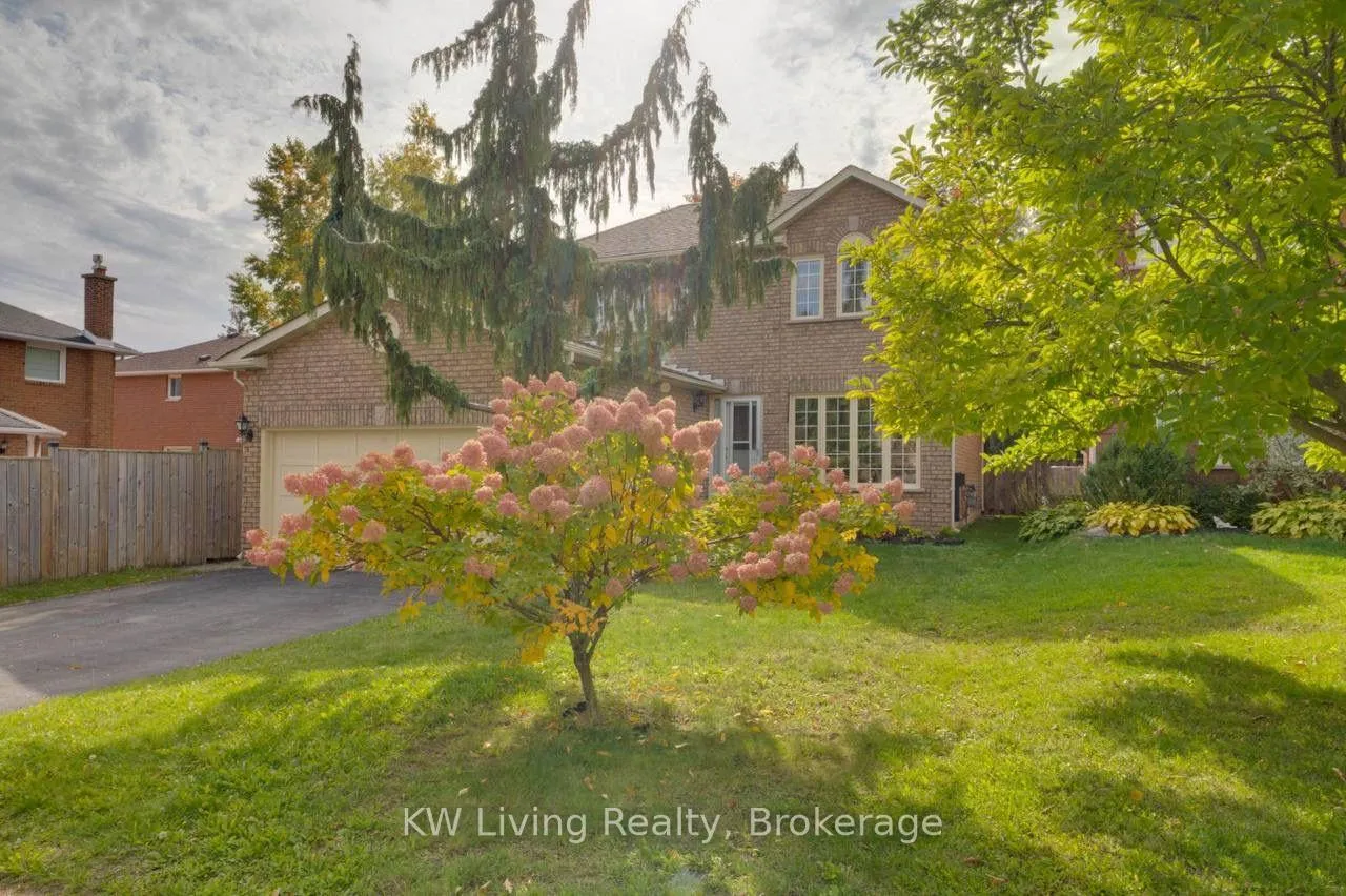 Photo 2 of Unit 6, 6 Balliston Road, Barrie, Rural Barrie Southeast — HOMEH