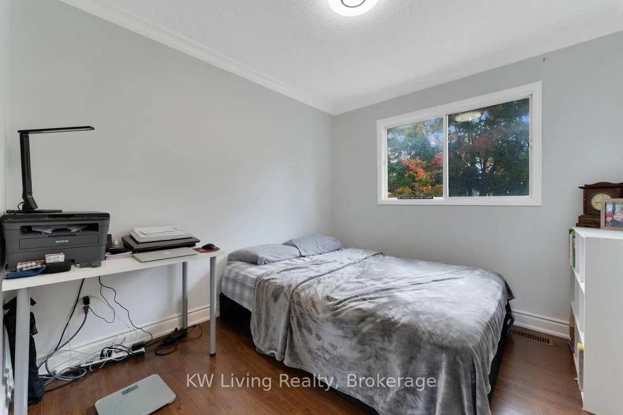 Photo 4 of Unit 6, 6 Balliston Road, Barrie, Rural Barrie Southeast — HOMEH
