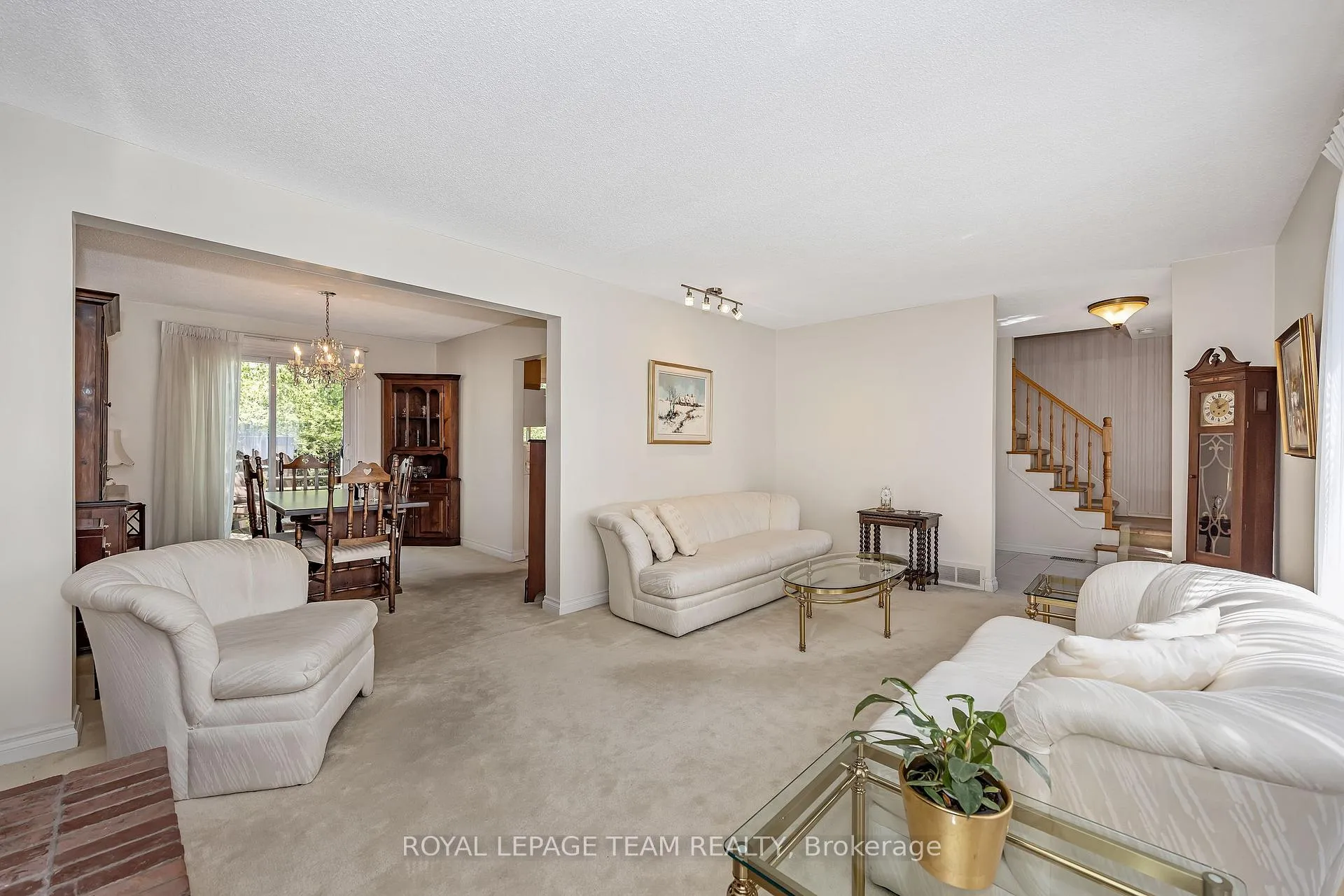 Photo 8 of 60 Horner Drive, Ottawa, Lakeview Park — HOMEH