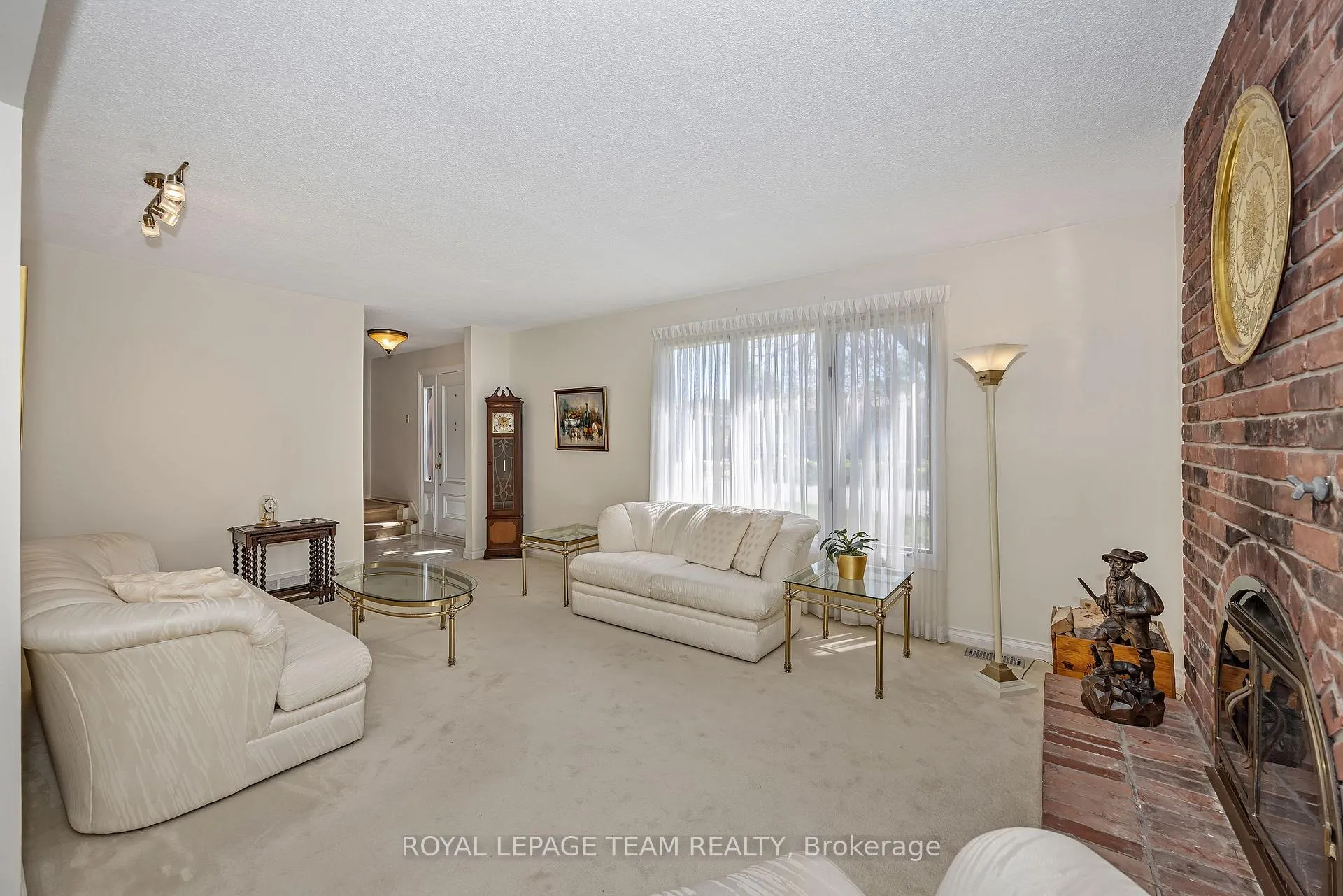 Photo 9 of 60 Horner Drive, Ottawa, Lakeview Park — HOMEH