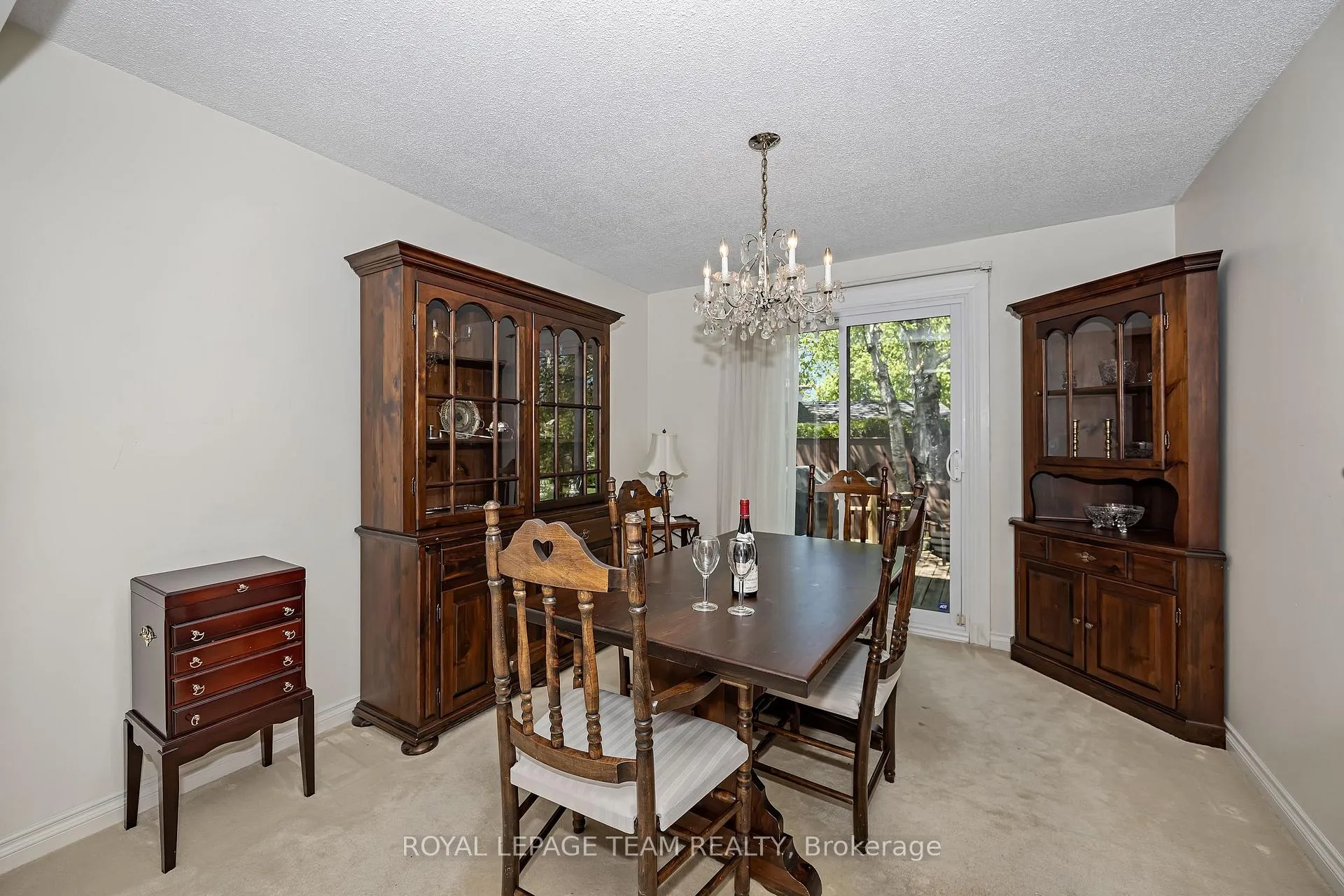 Photo 10 of 60 Horner Drive, Ottawa, Lakeview Park — HOMEH