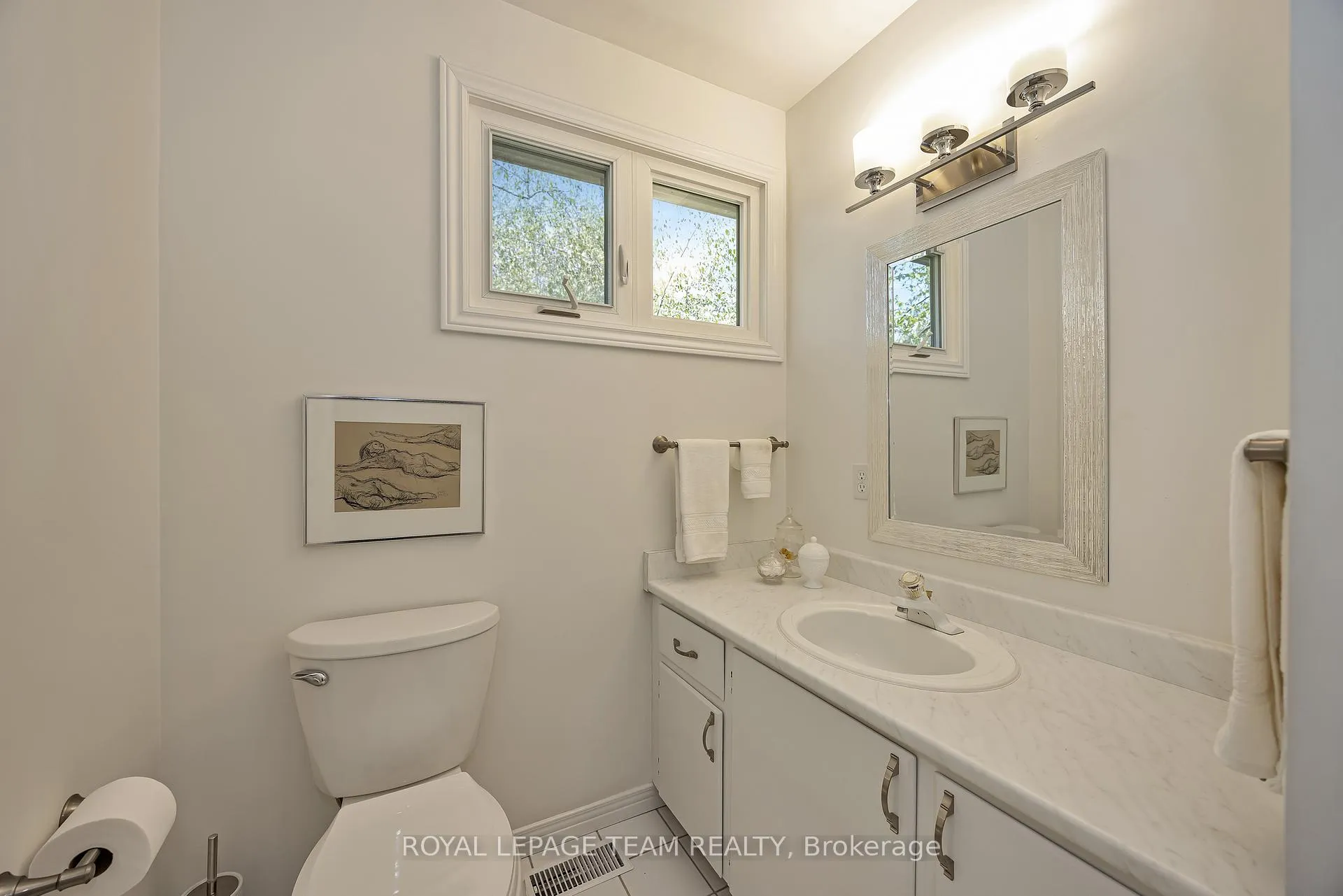 Photo 36 of 60 Horner Drive, Ottawa, Lakeview Park — HOMEH