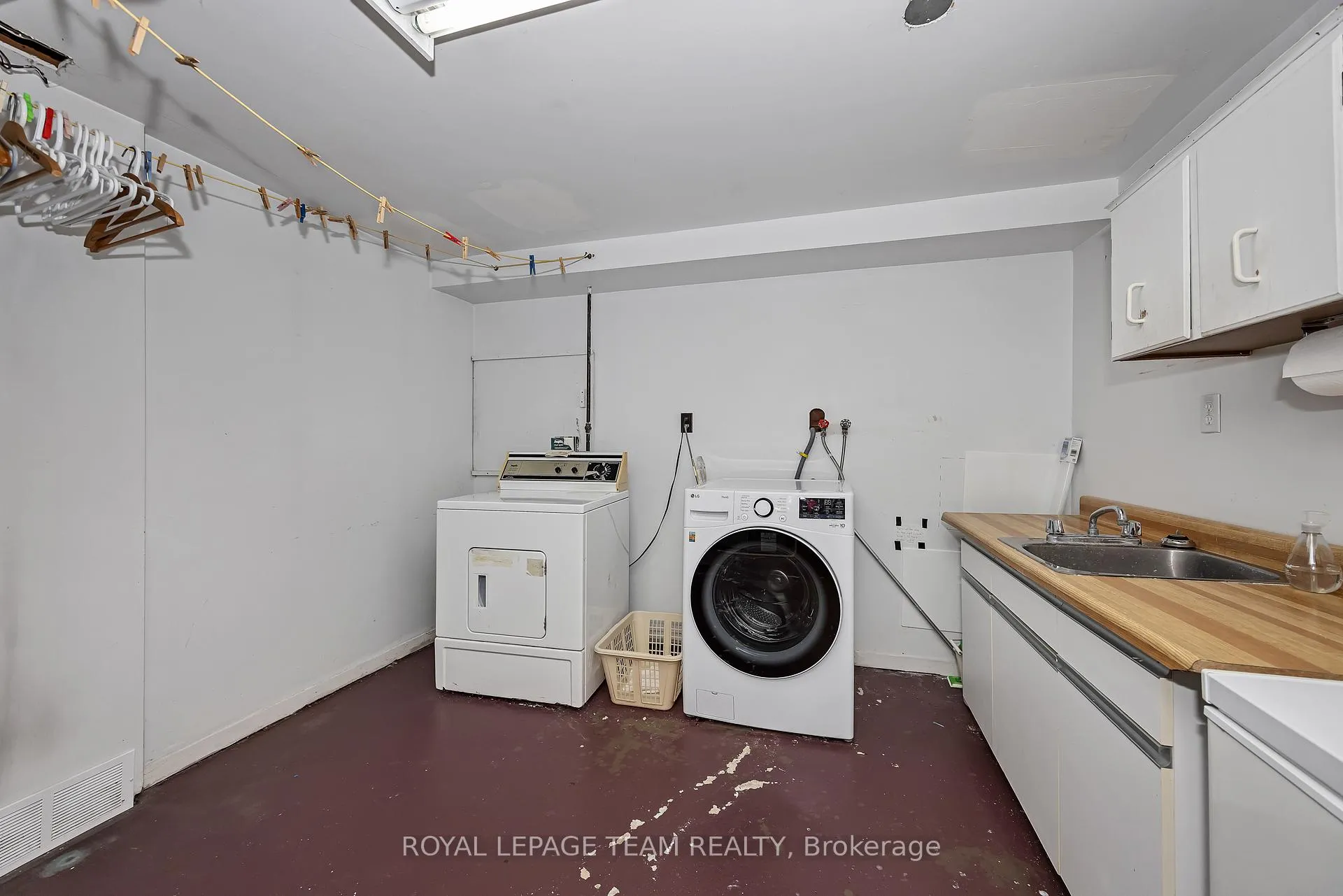 Photo 41 of 60 Horner Drive, Ottawa, Lakeview Park — HOMEH