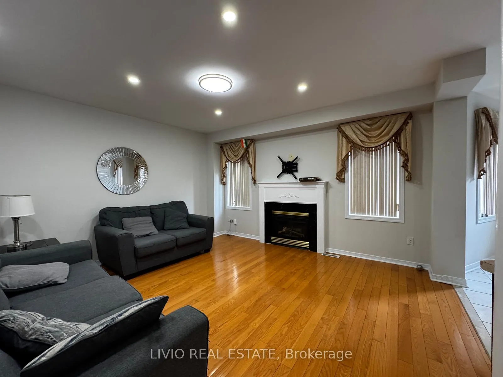 Photo 7 of 11A Seasons Drive, Scarborough, Rouge — HOMEH