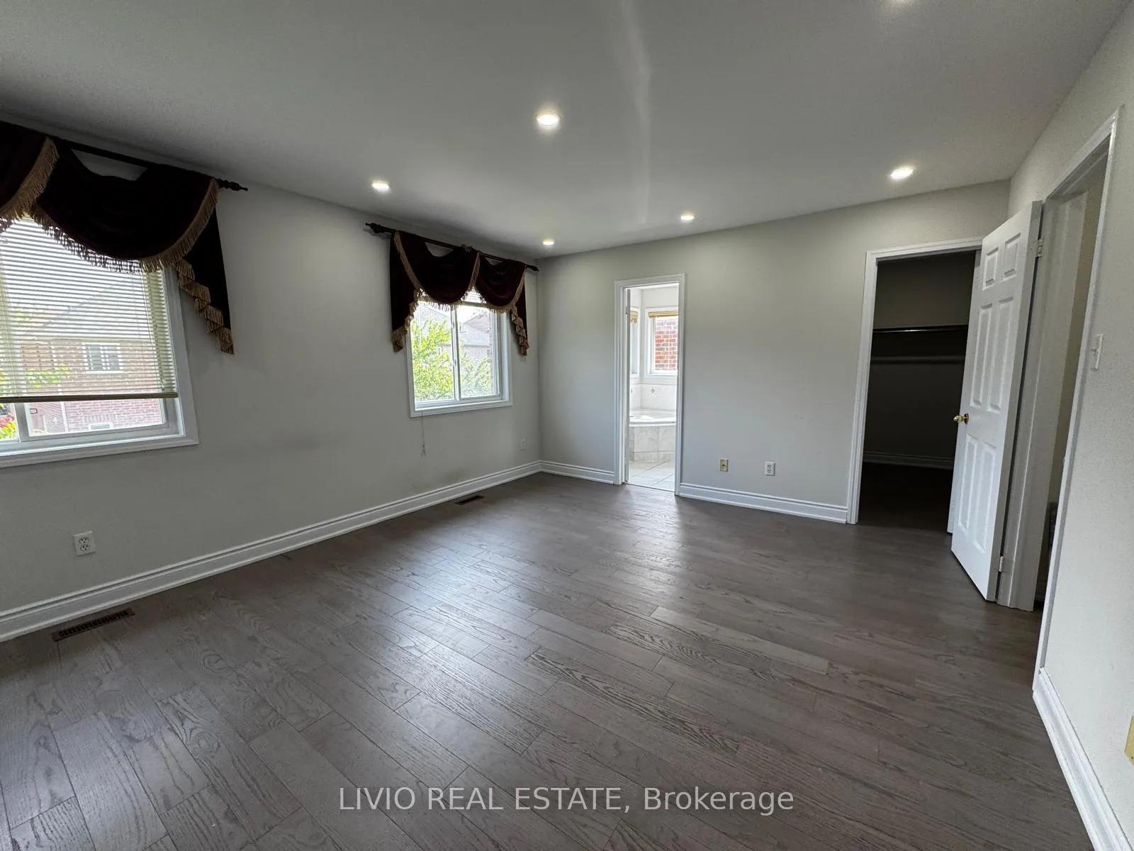 Photo 14 of 11A Seasons Drive, Scarborough, Rouge — HOMEH