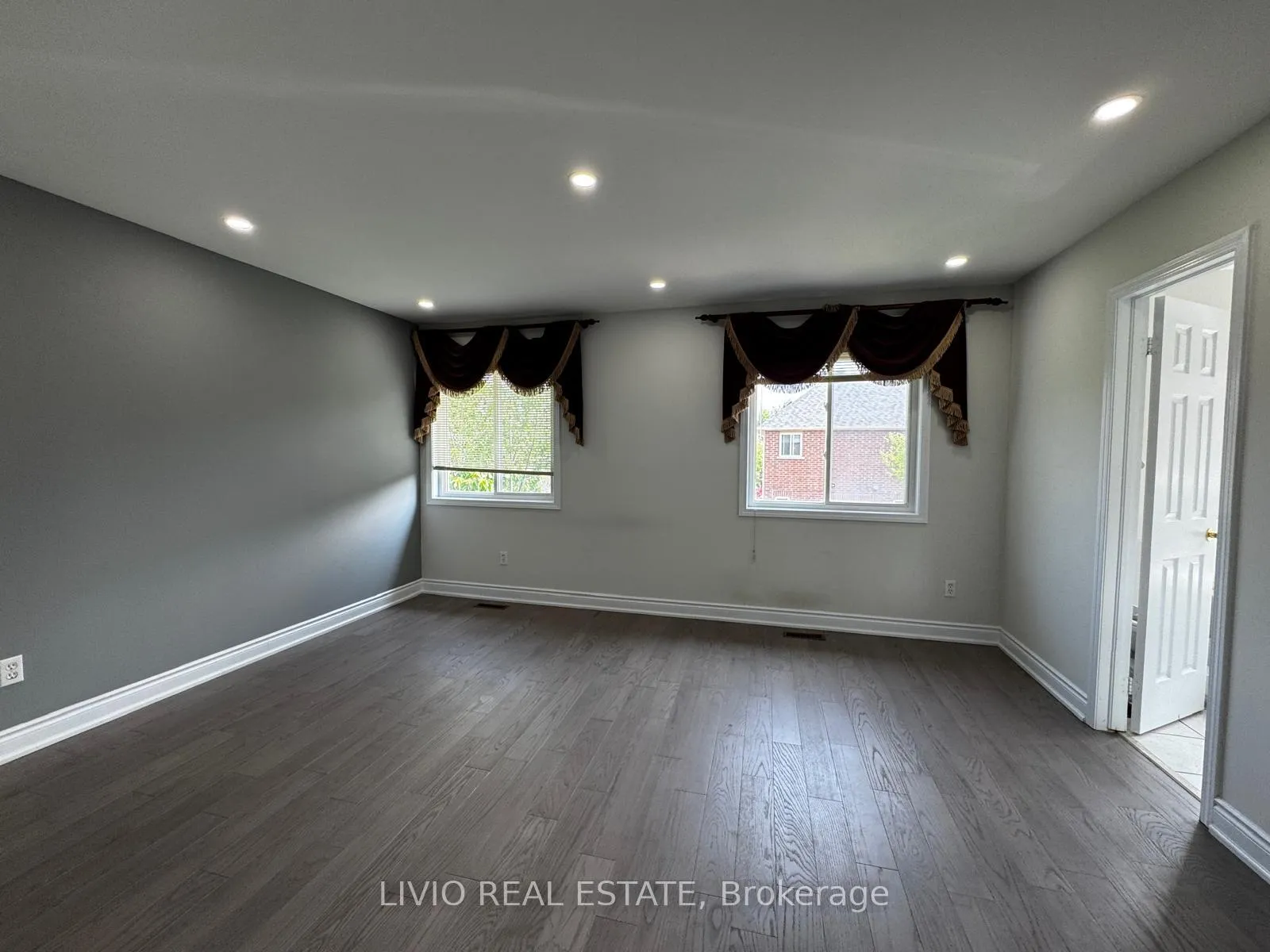 Photo 15 of 11A Seasons Drive, Scarborough, Rouge — HOMEH