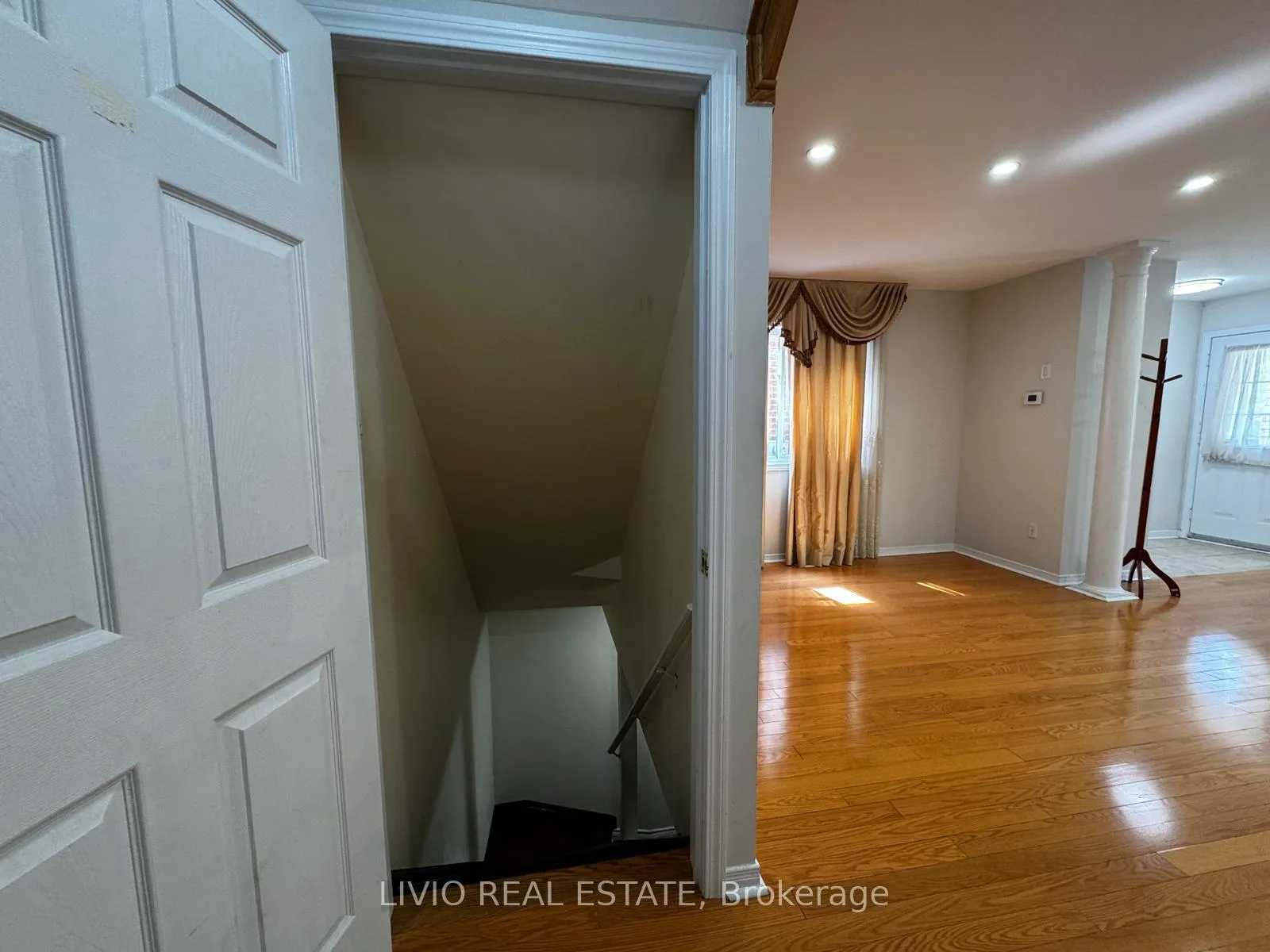 Photo 21 of 11A Seasons Drive, Scarborough, Rouge — HOMEH