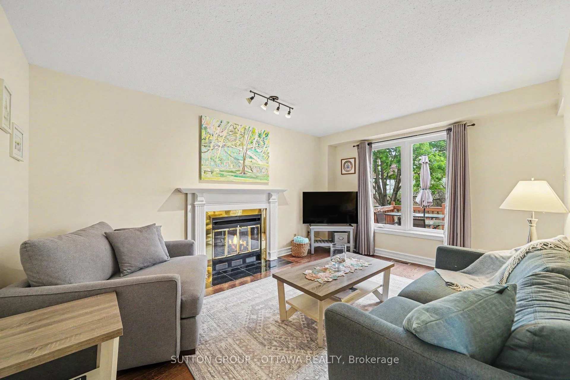 Photo 8 of 57 Constable Street, Ottawa, Barrhaven - Cedargrove/Fraserdale — HOMEH