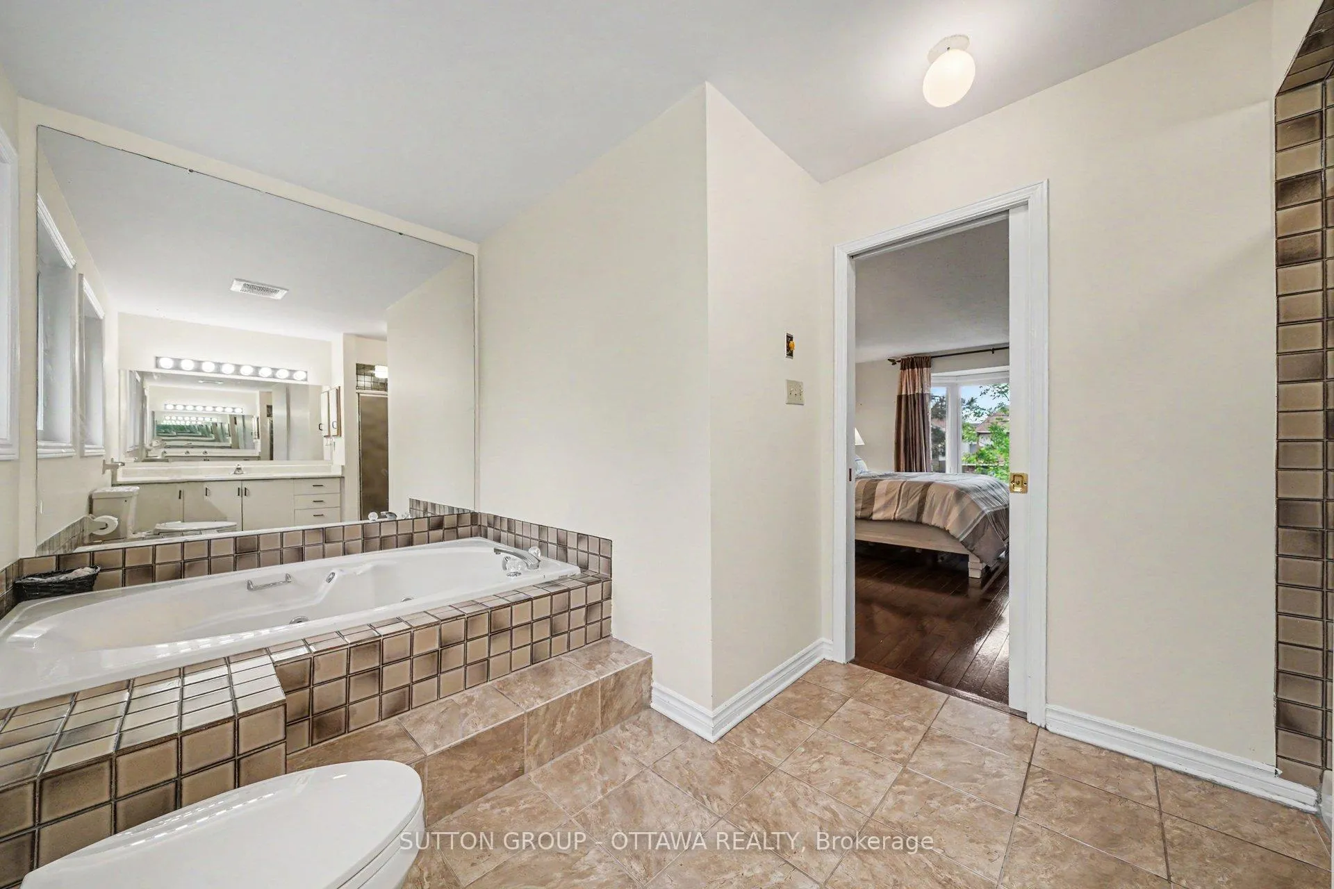 Photo 21 of 57 Constable Street, Ottawa, Barrhaven - Cedargrove/Fraserdale — HOMEH