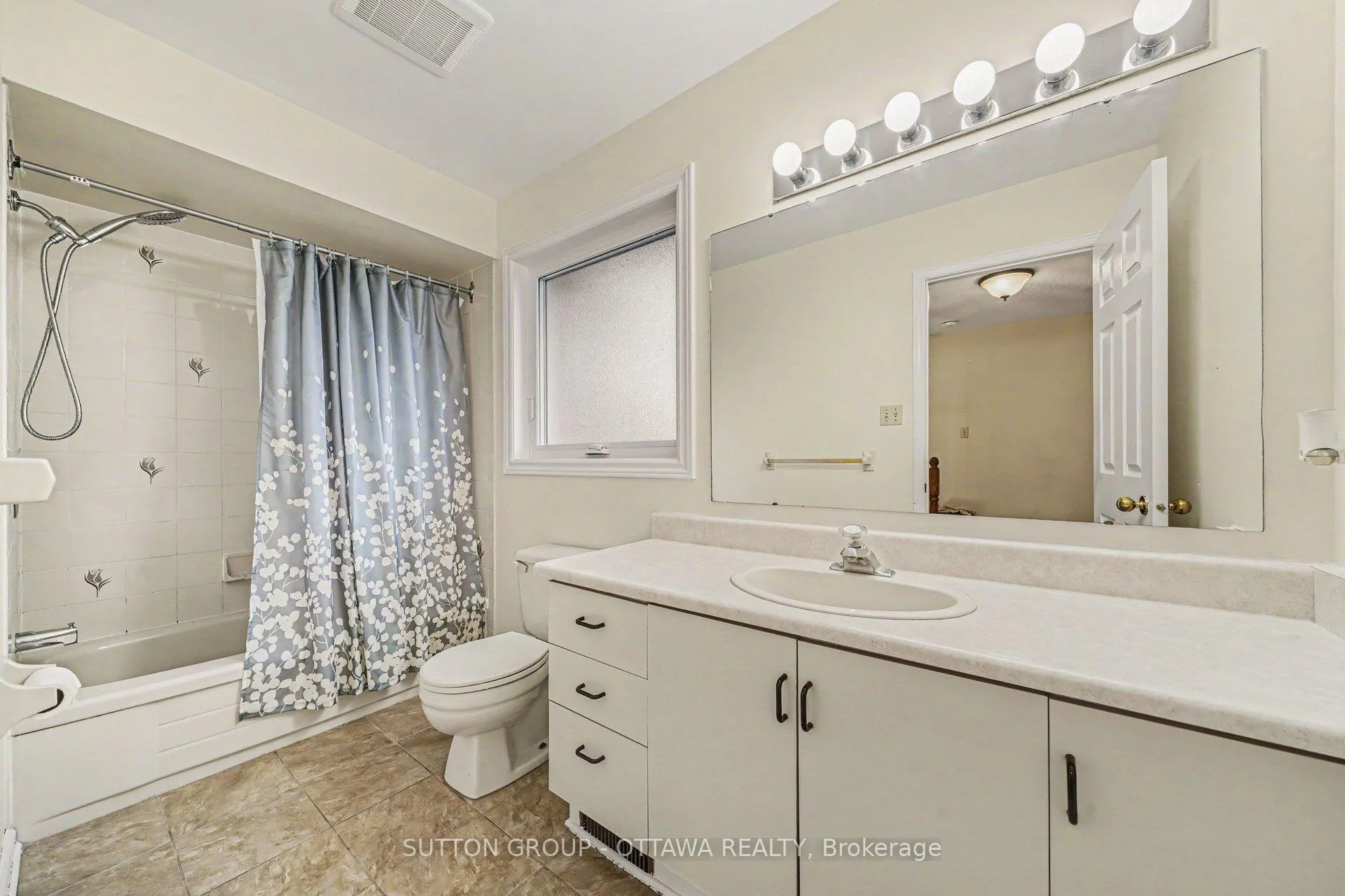 Photo 26 of 57 Constable Street, Ottawa, Barrhaven - Cedargrove/Fraserdale — HOMEH