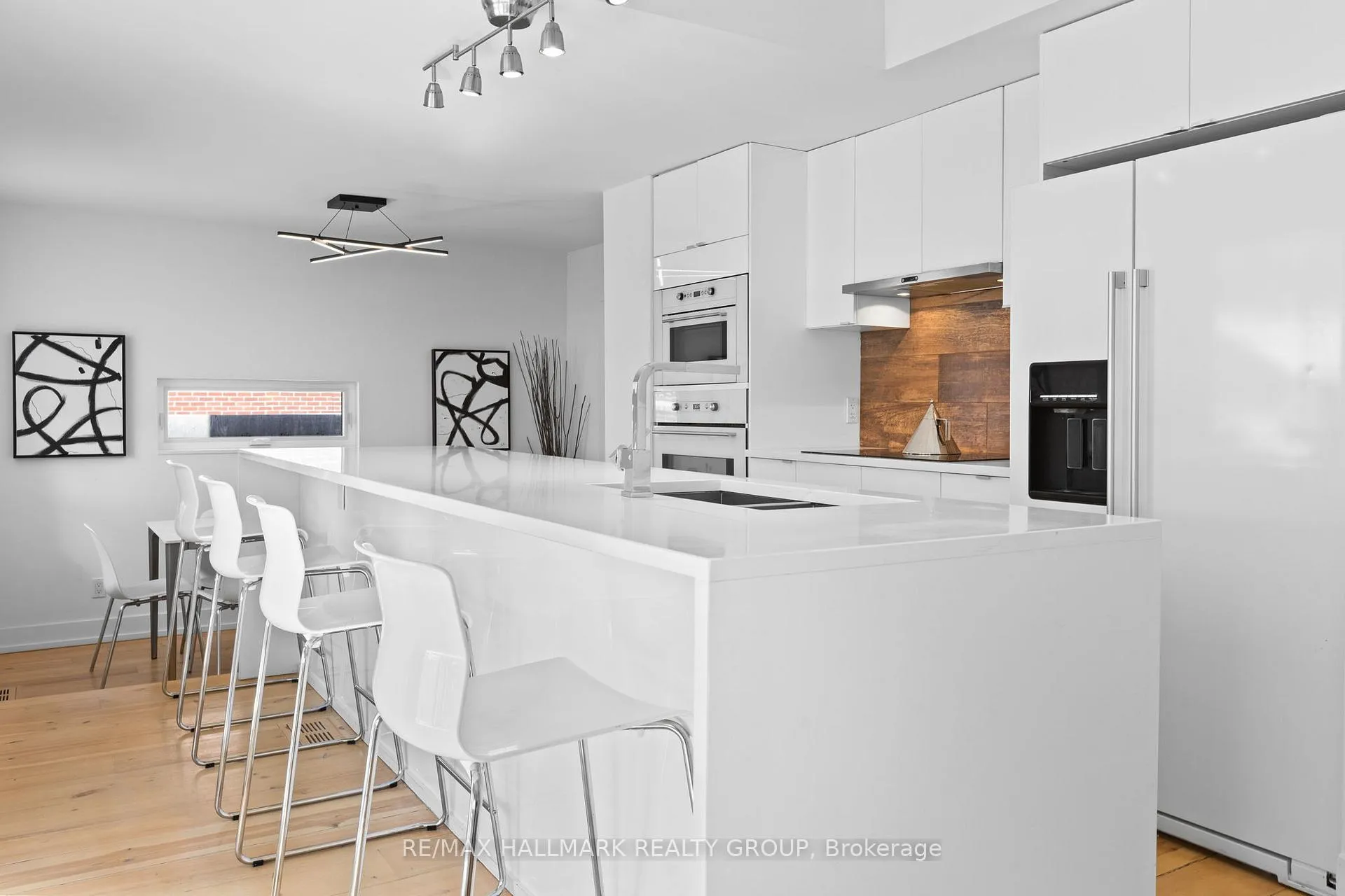 Photo 14 of 330 Winona Avenue, Ottawa, Westboro South — HOMEH