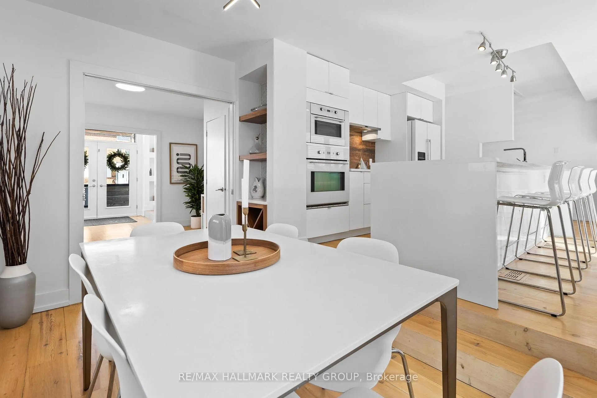 Photo 16 of 330 Winona Avenue, Ottawa, Westboro South — HOMEH