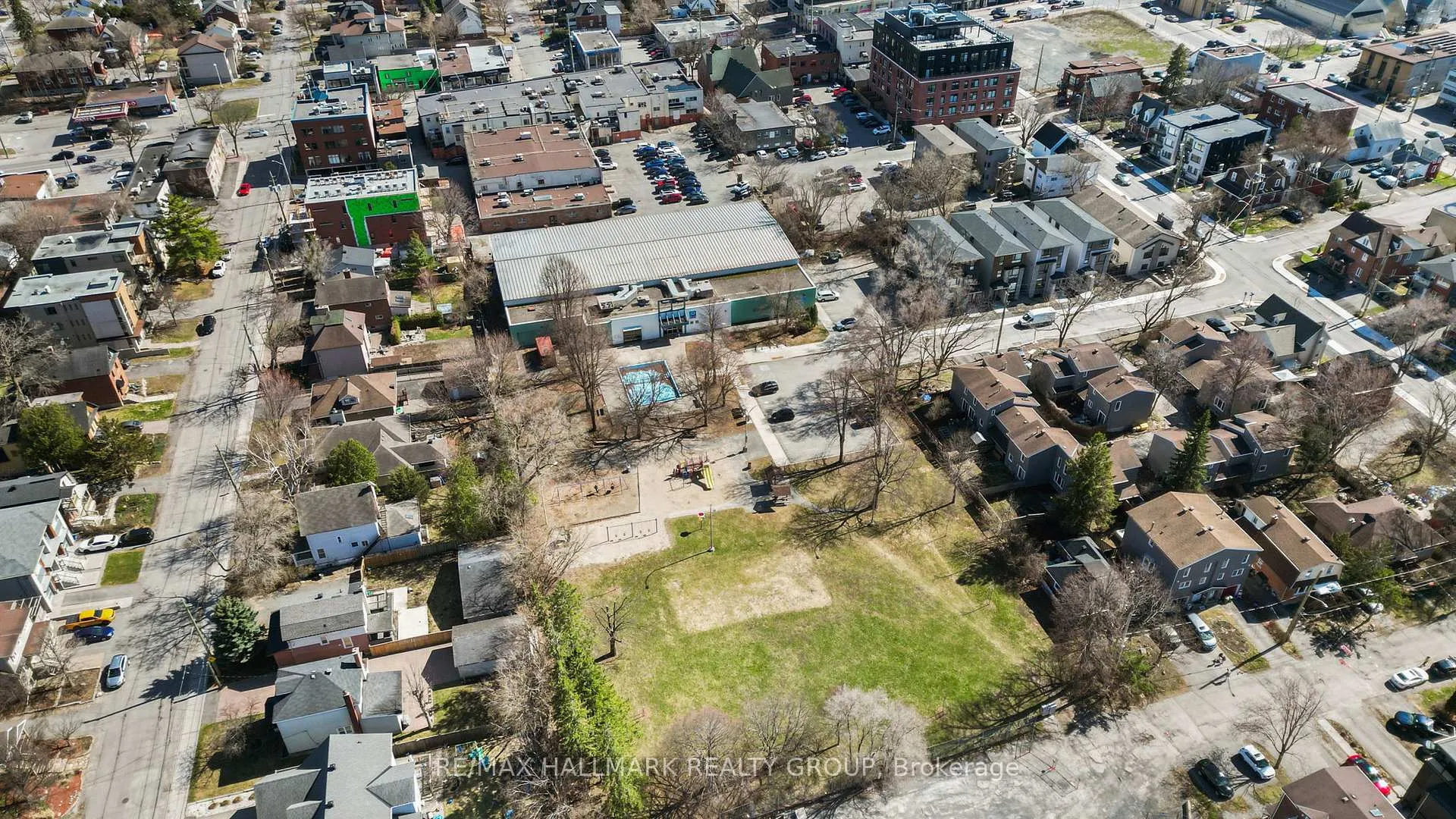 Photo 48 of 330 Winona Avenue, Ottawa, Westboro South — HOMEH