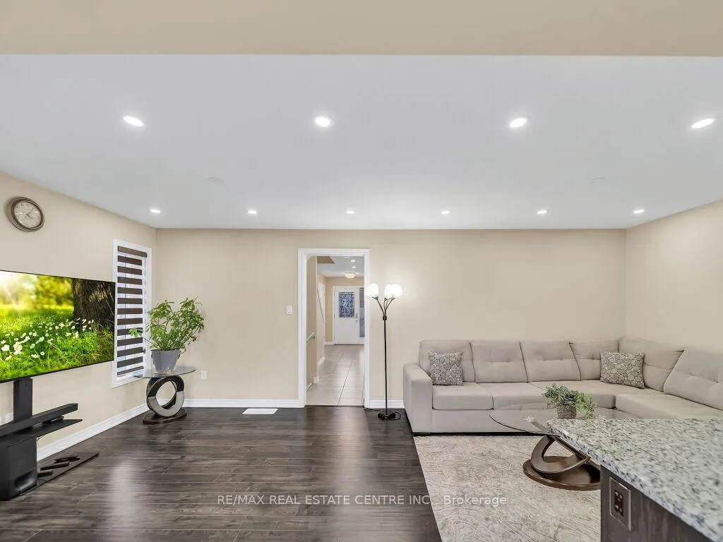 Photo 17 of 3 Mccann Street, Guelph, Kortright East — HOMEH