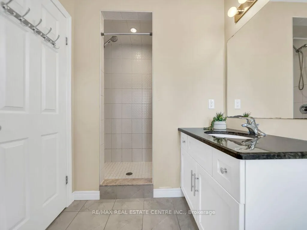 Photo 30 of 3 Mccann Street, Guelph, Kortright East — HOMEH