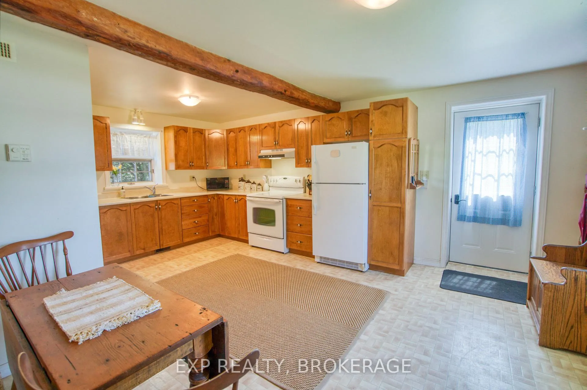 Photo 7 of 2740 Bolingbroke Road, Tay Valley, Bathurst/Burgess & Sherbrooke (South Sherbrooke) Twp — HOMEH