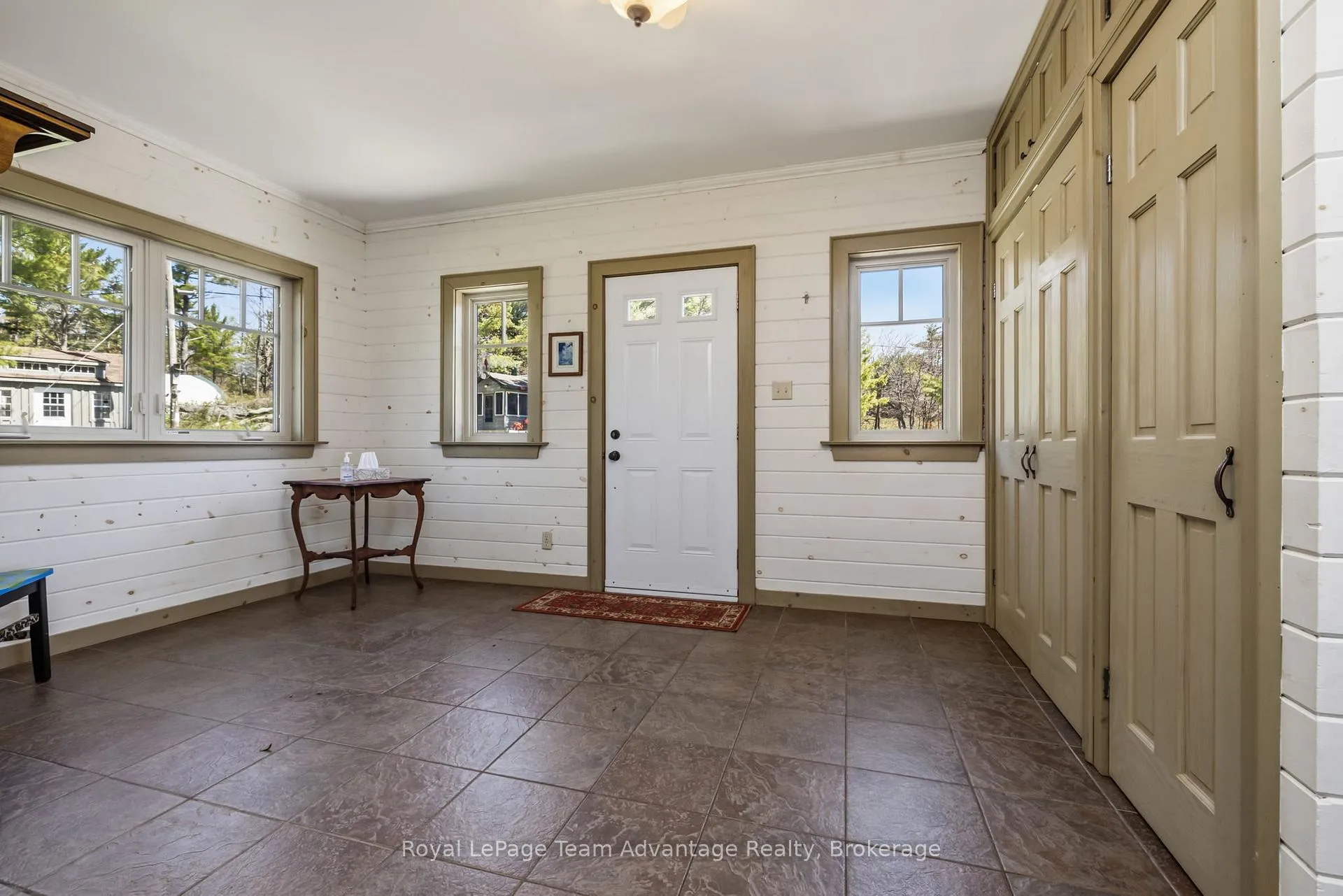 Photo 13 of 121 Rattlebear Drive, The Archipelago, Archipelago North — HOMEH