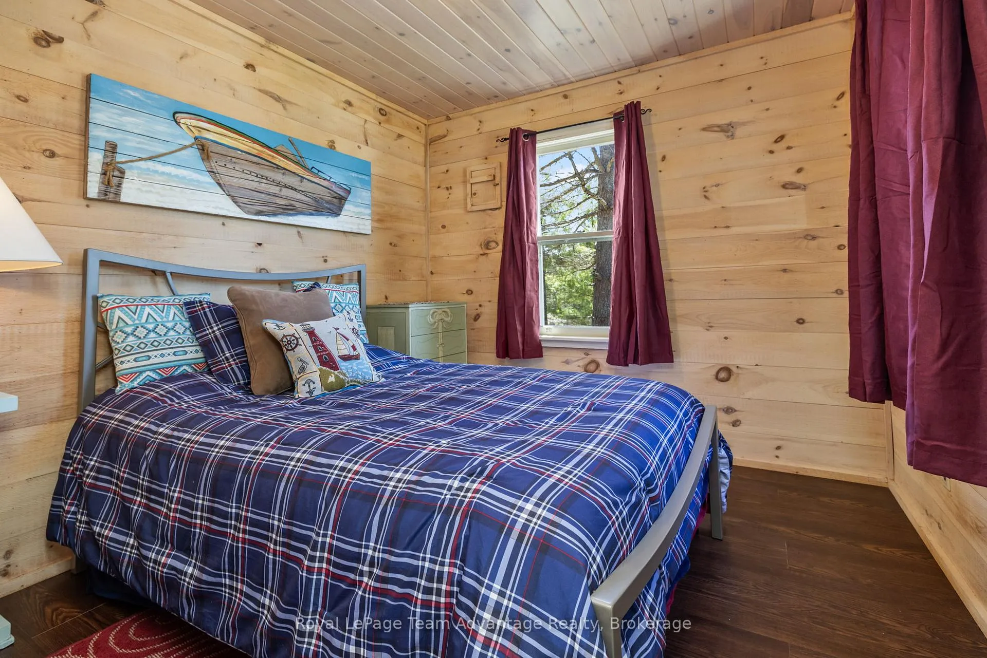 Photo 25 of 121 Rattlebear Drive, The Archipelago, Archipelago North — HOMEH