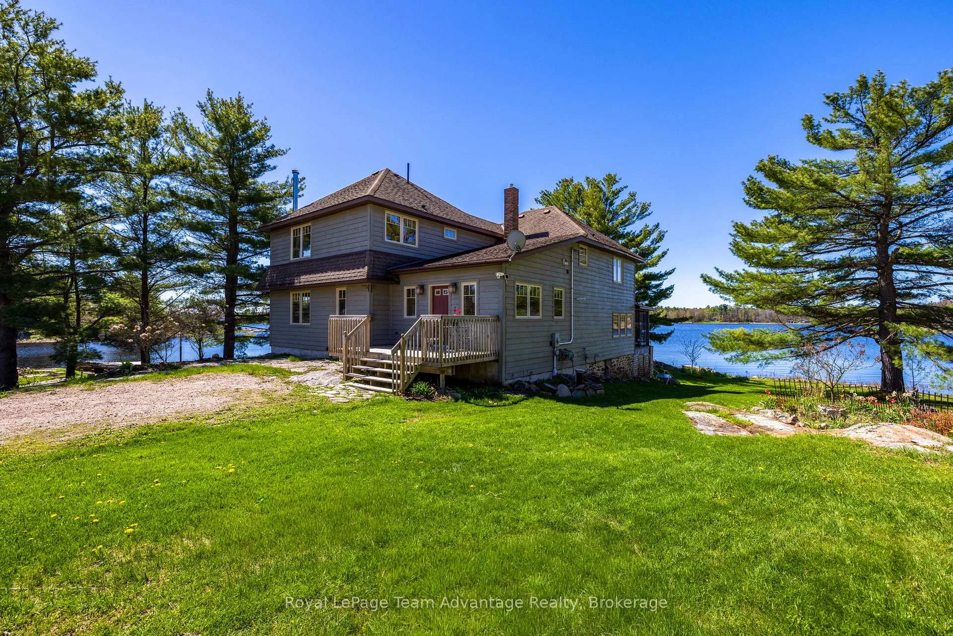 Photo 33 of 121 Rattlebear Drive, The Archipelago, Archipelago North — HOMEH