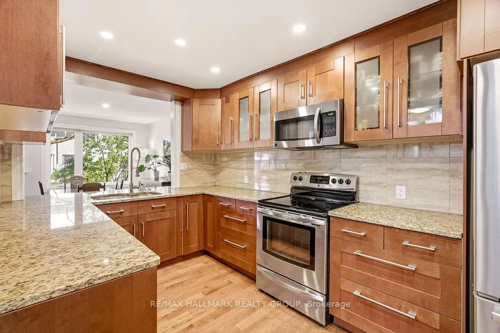 Photo 13 of Unit 59, 710 Coronation Avenue, Ottawa, Riverview Park — HOMEH