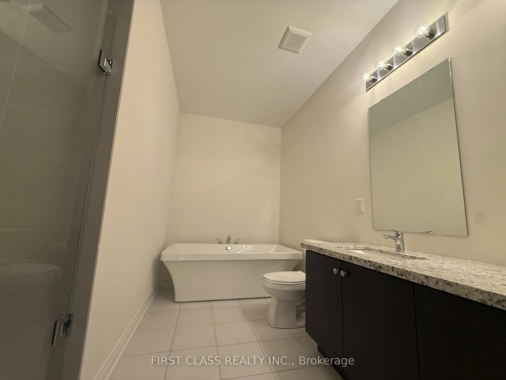 Photo 13 of 533 Vine Cliff Boulevard, Markham, Victoria Square — HOMEH