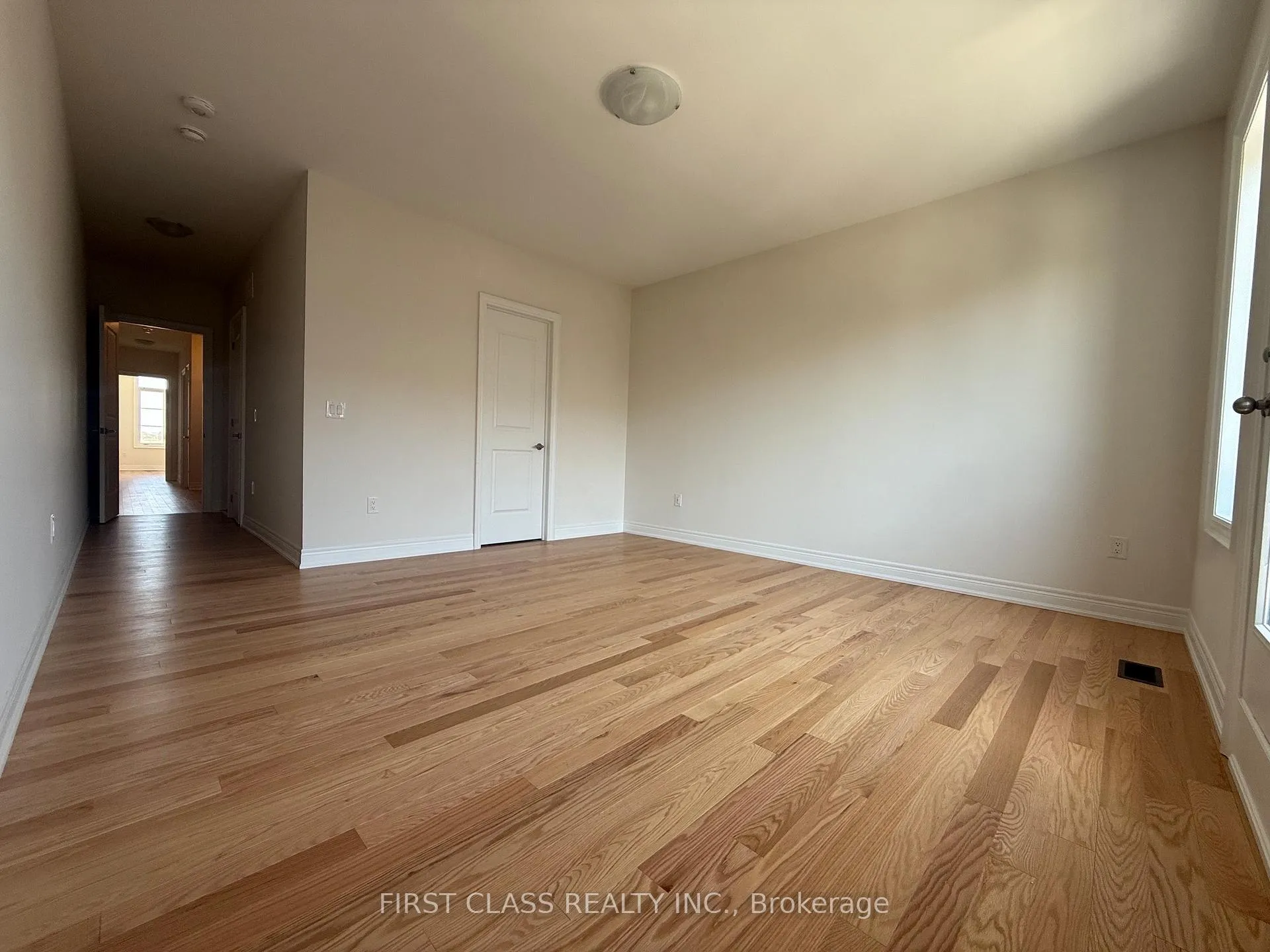 Photo 15 of 533 Vine Cliff Boulevard, Markham, Victoria Square — HOMEH