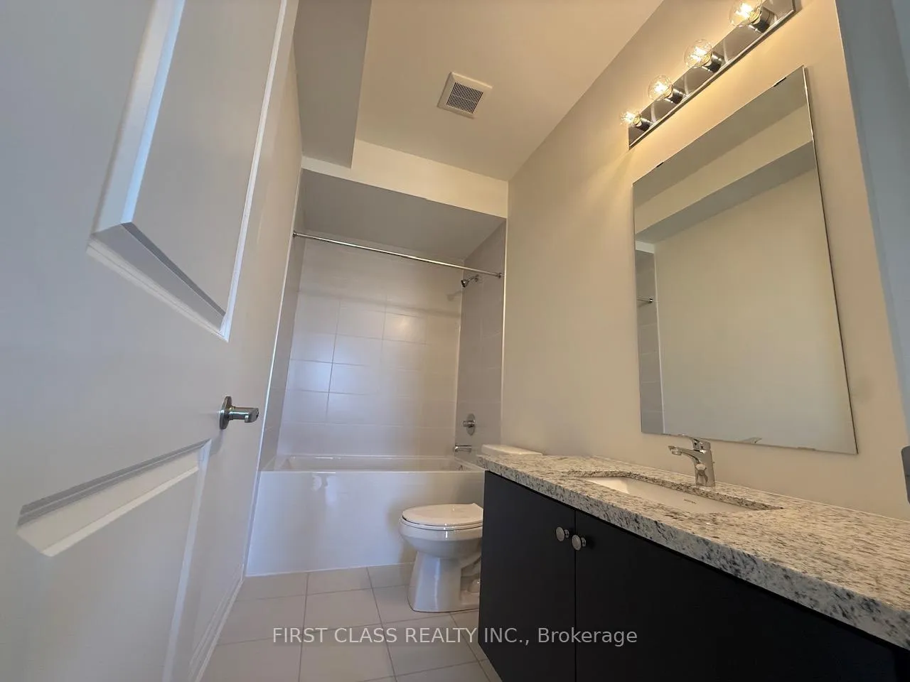 Photo 17 of 533 Vine Cliff Boulevard, Markham, Victoria Square — HOMEH